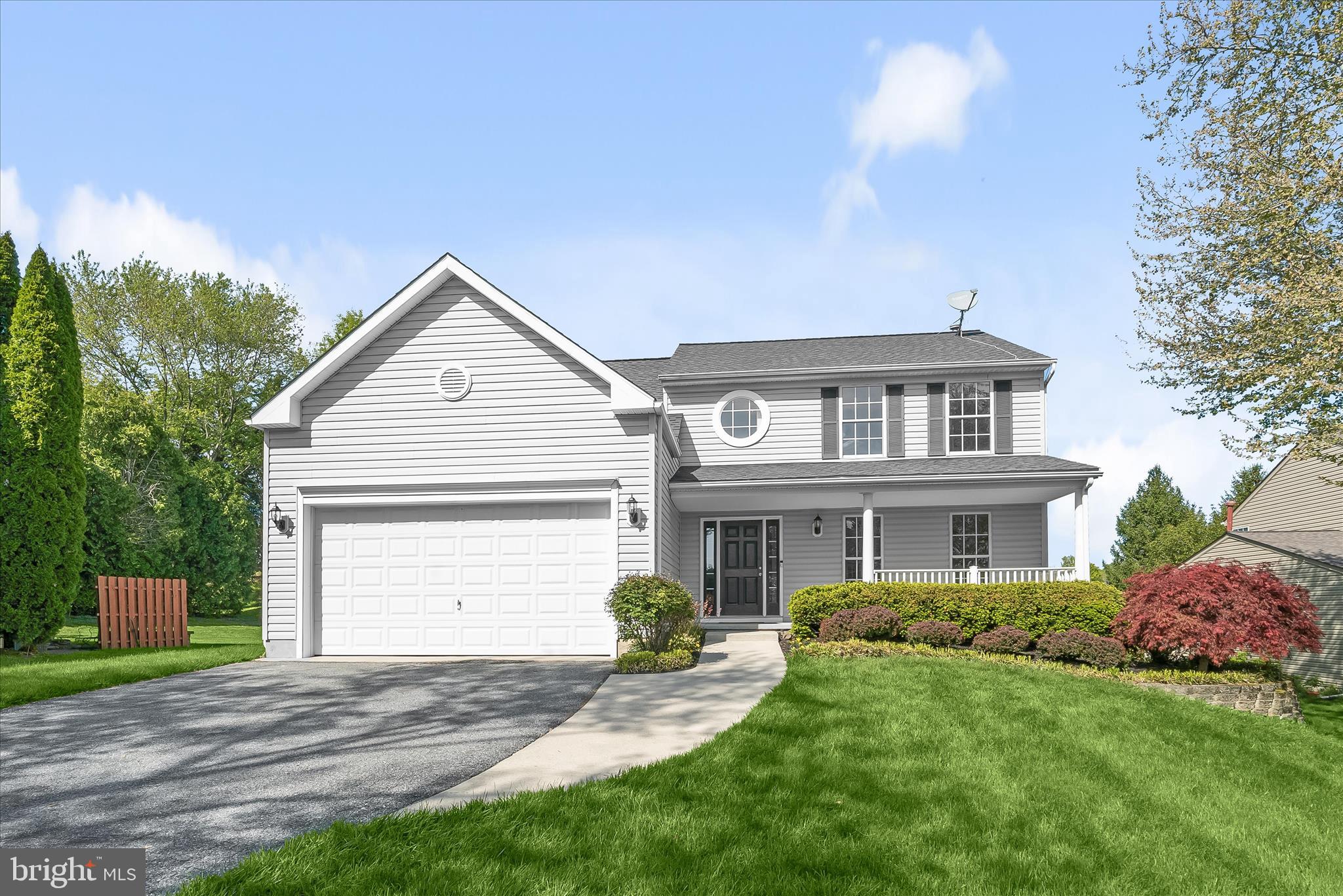HUNTERS CROSSING - Residential