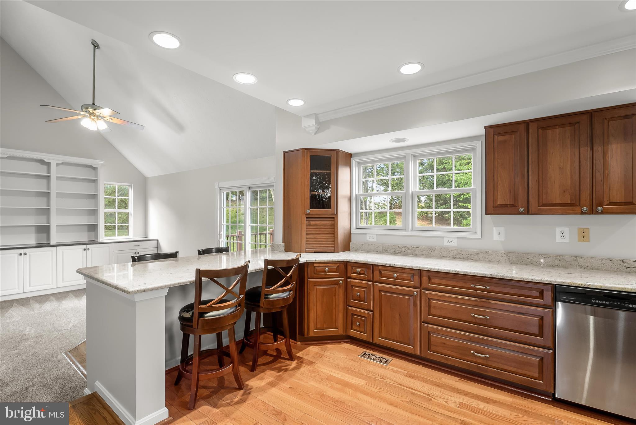 HUNTERS CROSSING - Residential