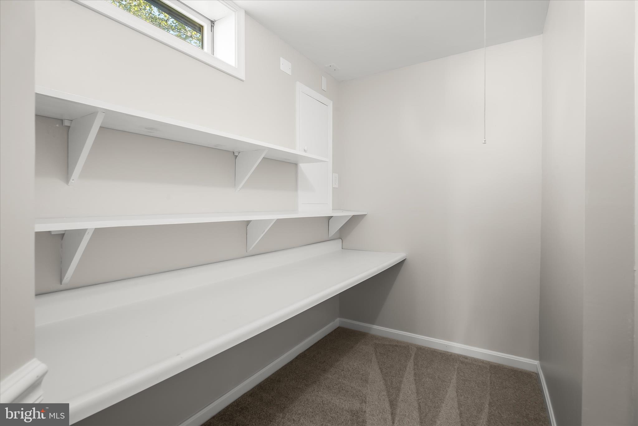 HUNTERS CROSSING - Residential