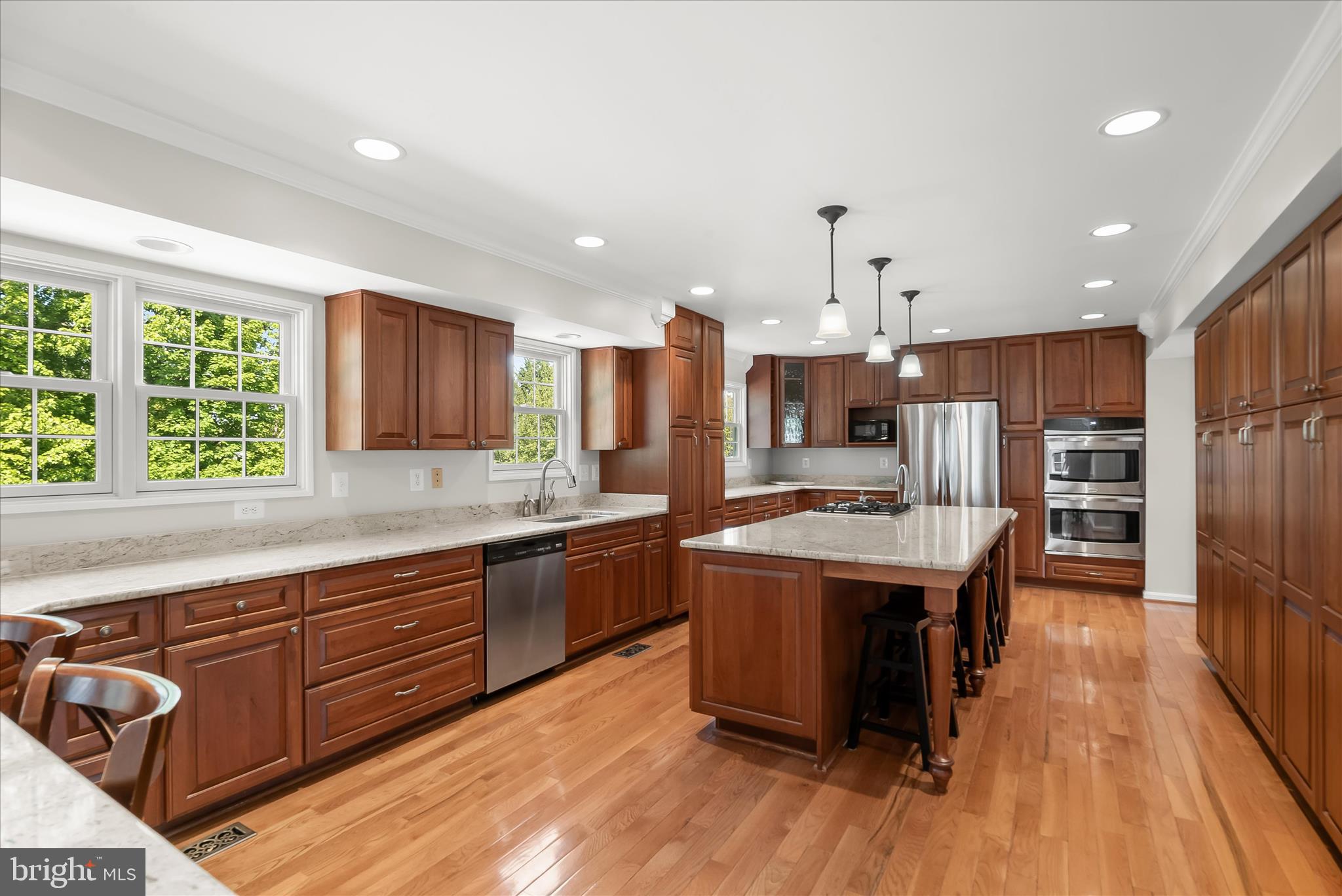 HUNTERS CROSSING - Residential
