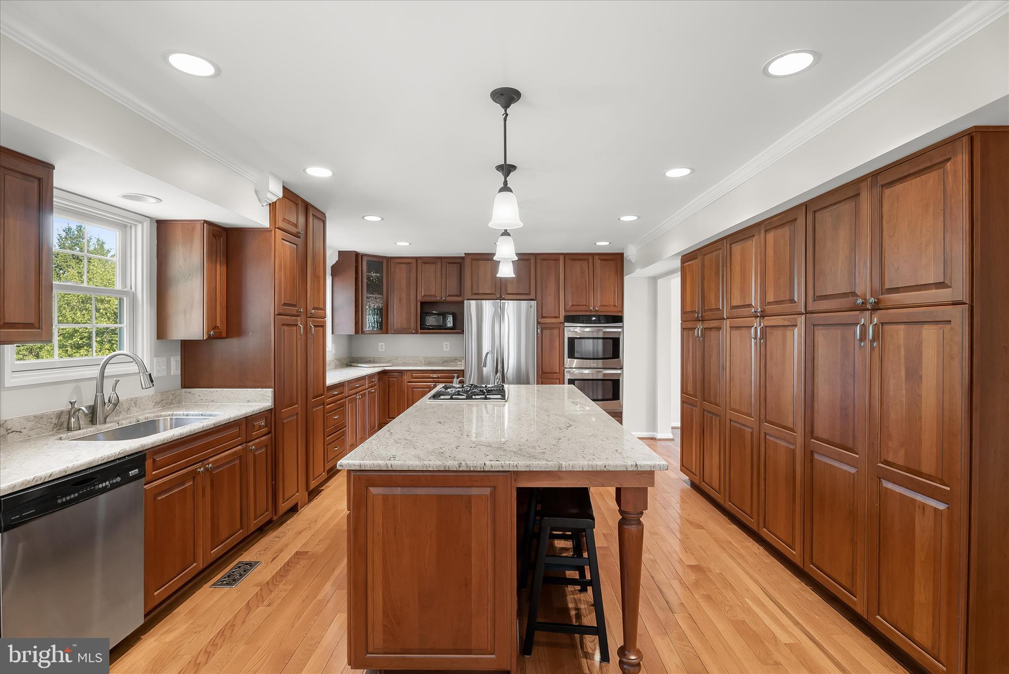 HUNTERS CROSSING - Residential