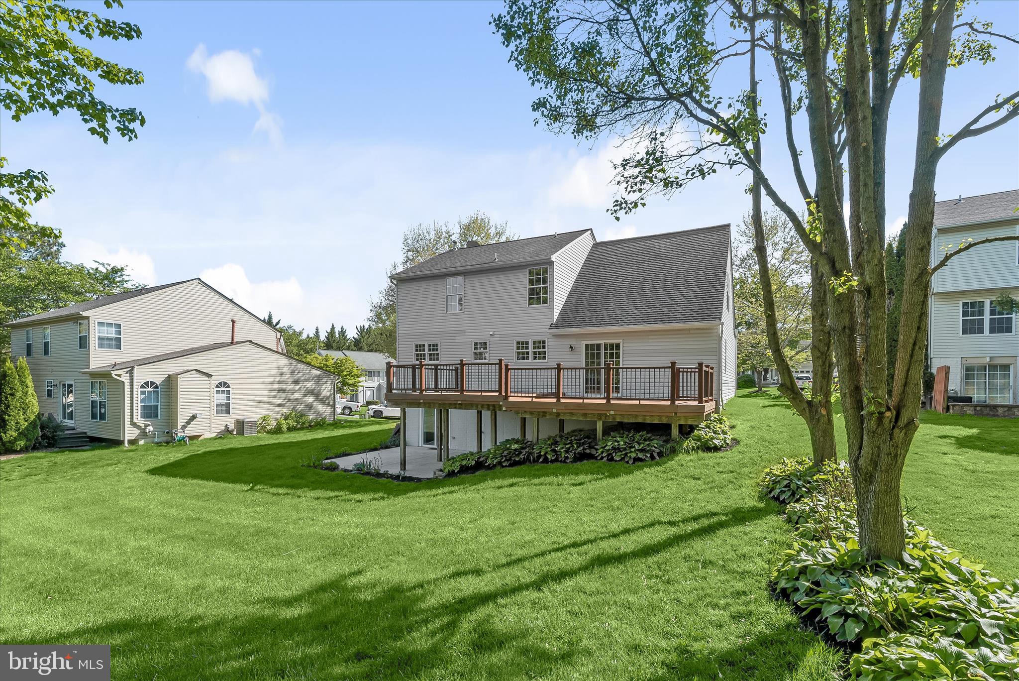 HUNTERS CROSSING - Residential
