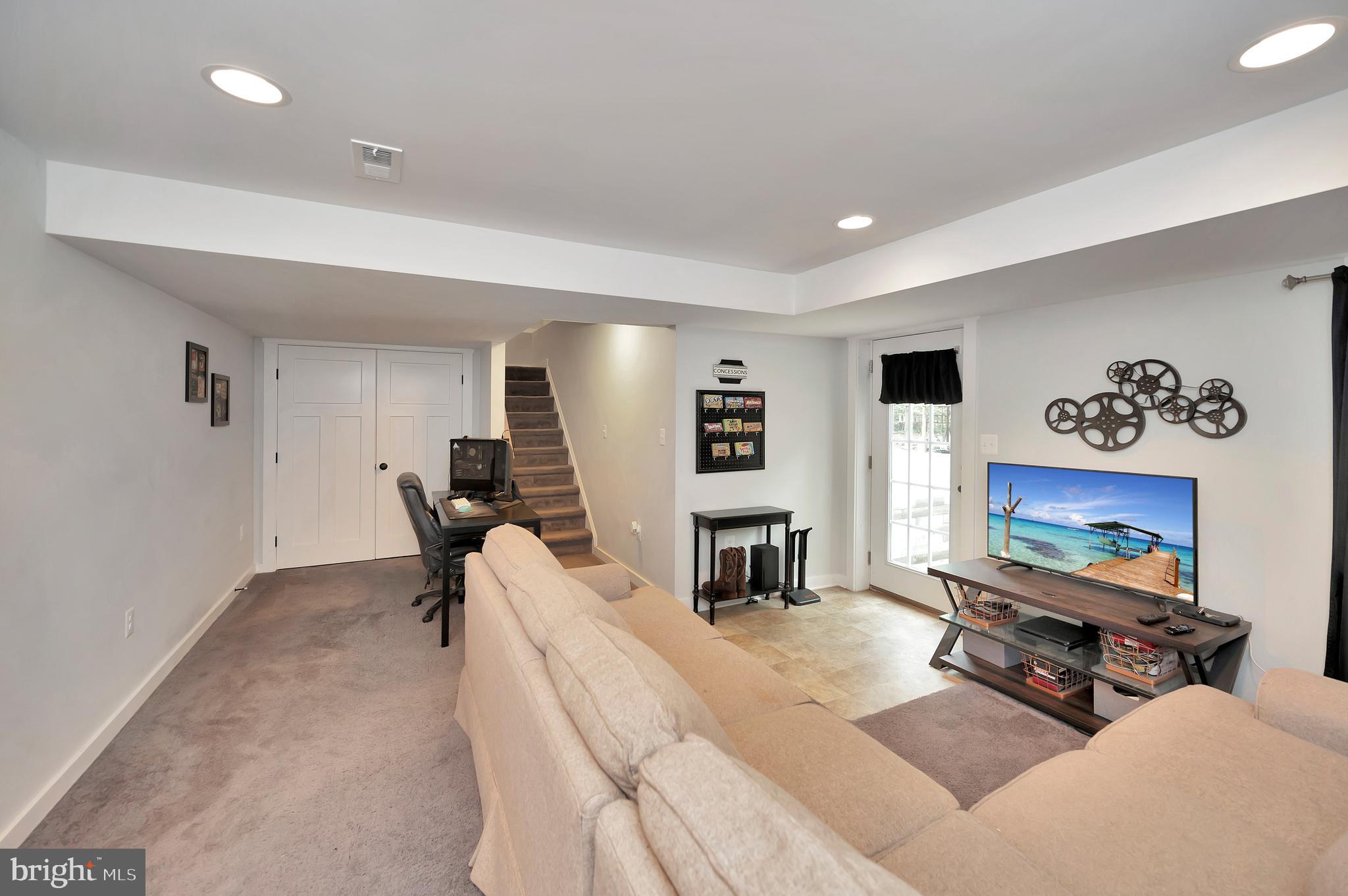 PINEY BRANCH - Residential