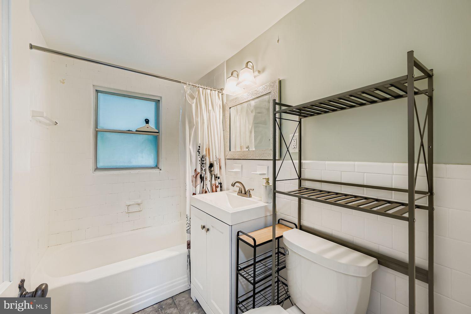 BROOKLYN PARK - Residential Lease