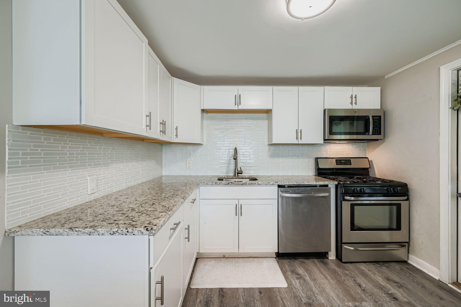 BROOKLYN PARK - Residential Lease