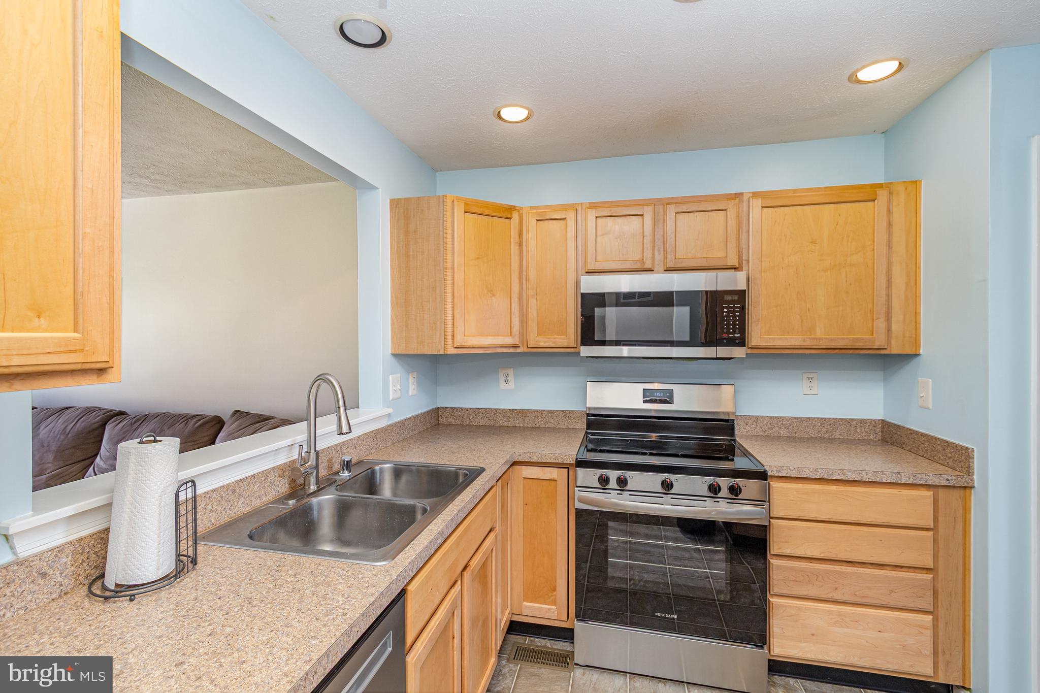 MAPLE HEIGHTS - Residential