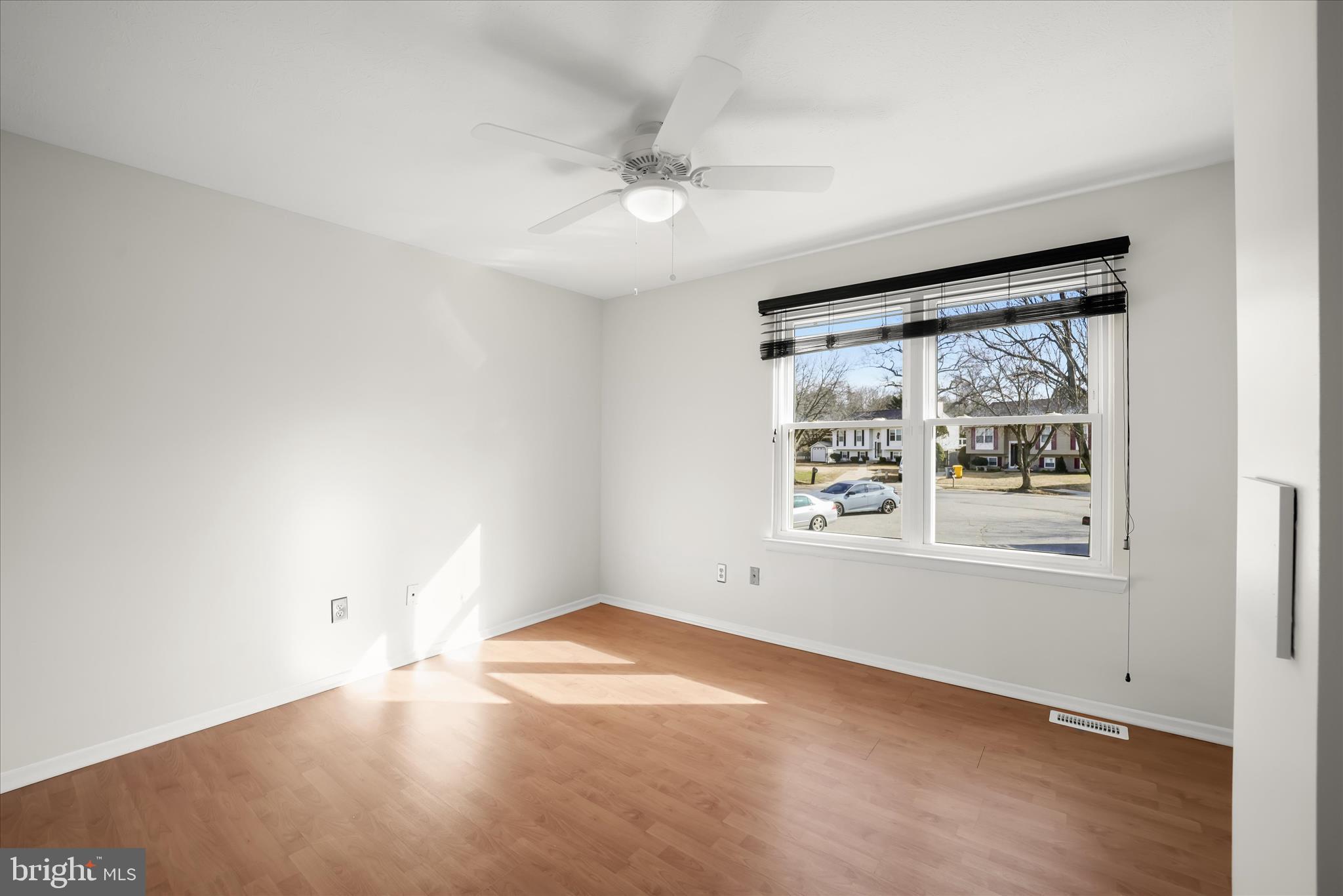 SANDY OAKS - Residential