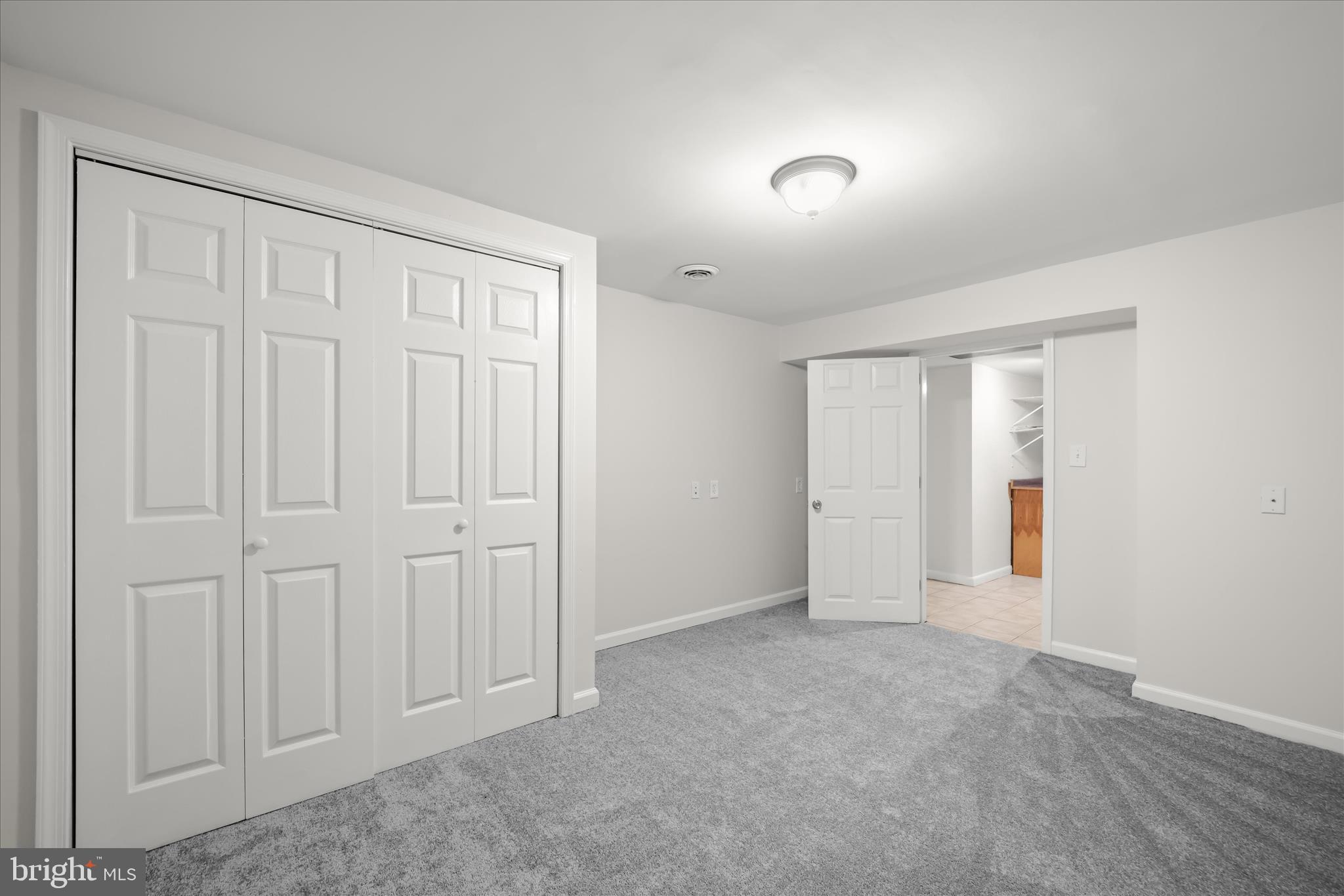 SANDY OAKS - Residential