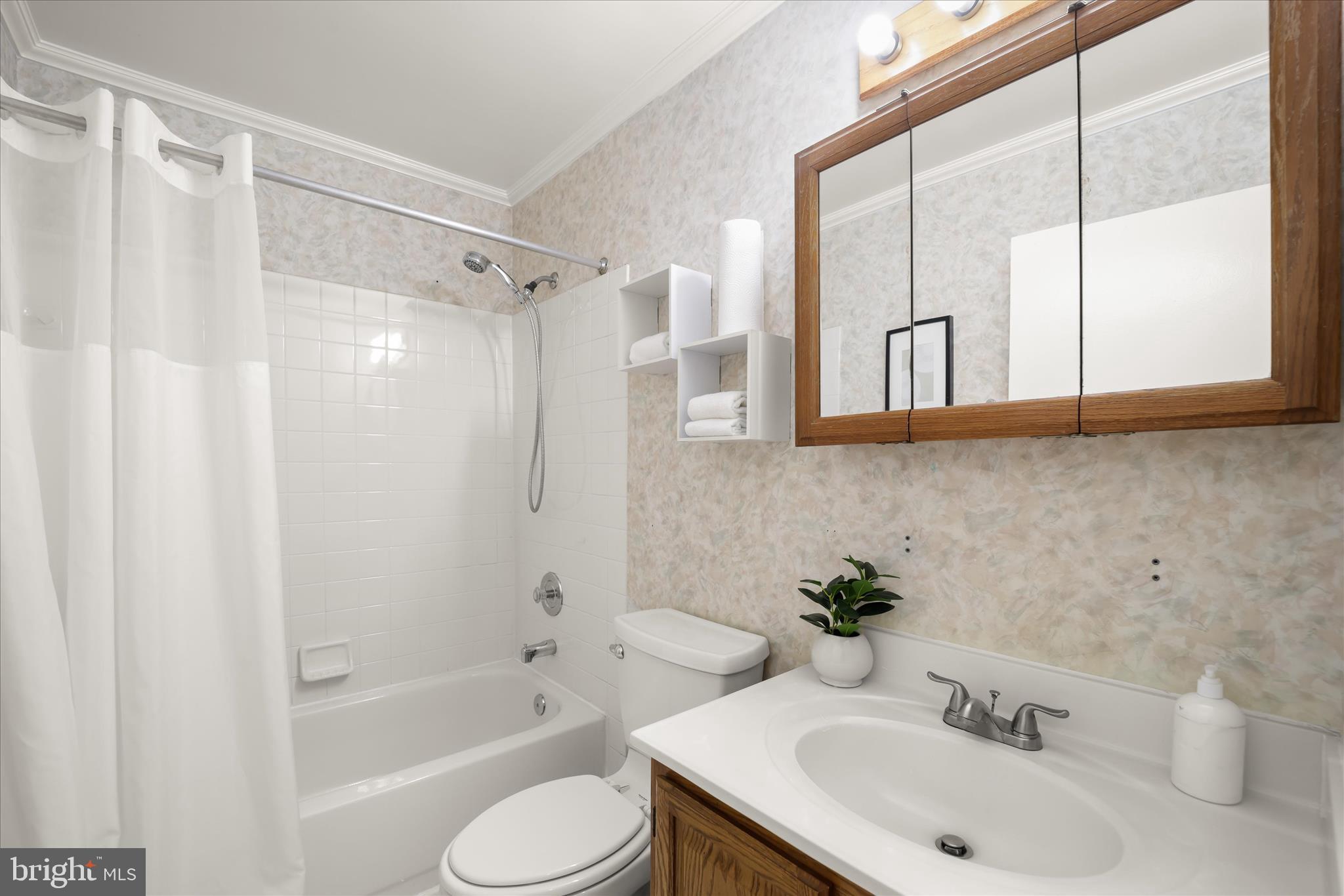 SANDY OAKS - Residential