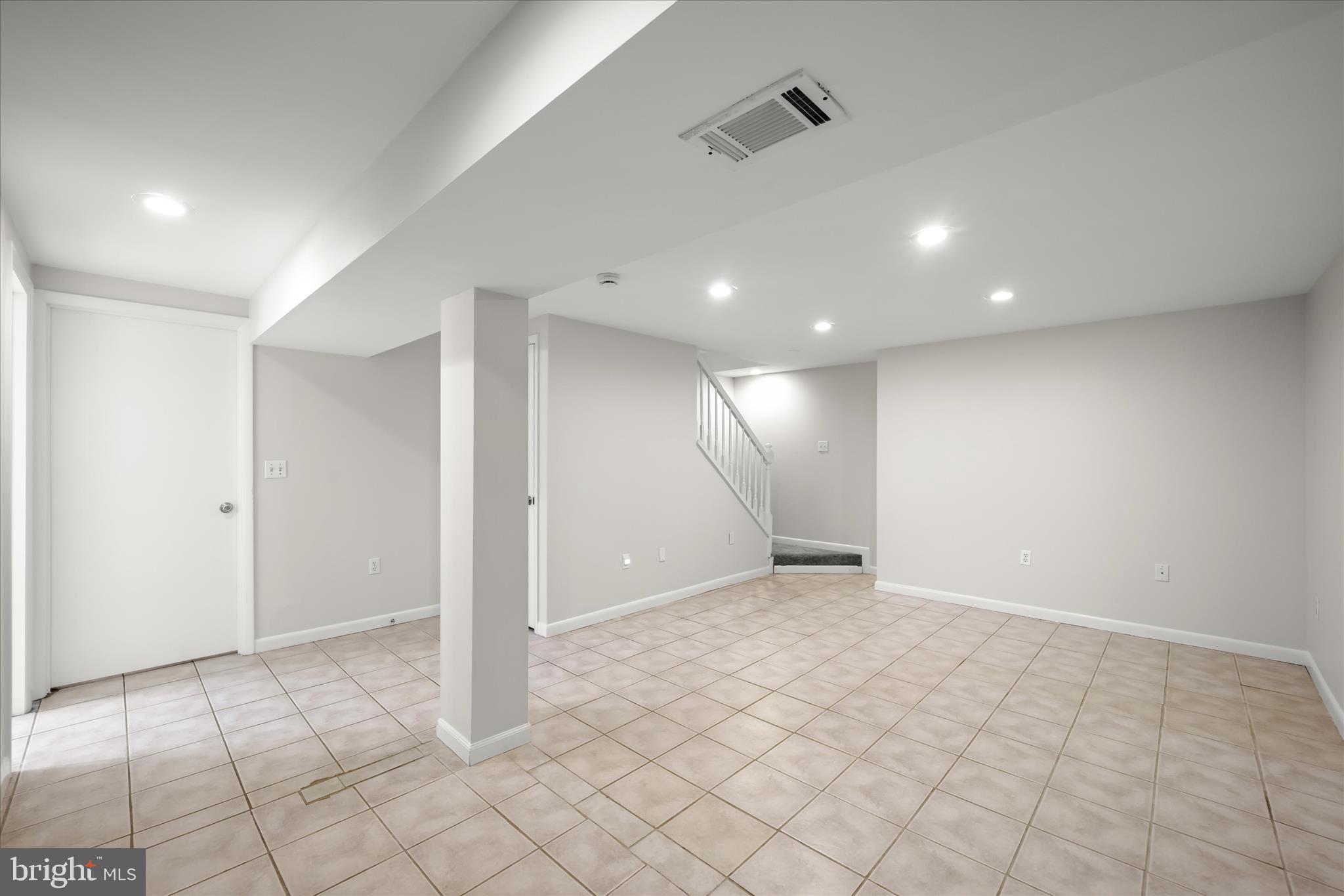 SANDY OAKS - Residential