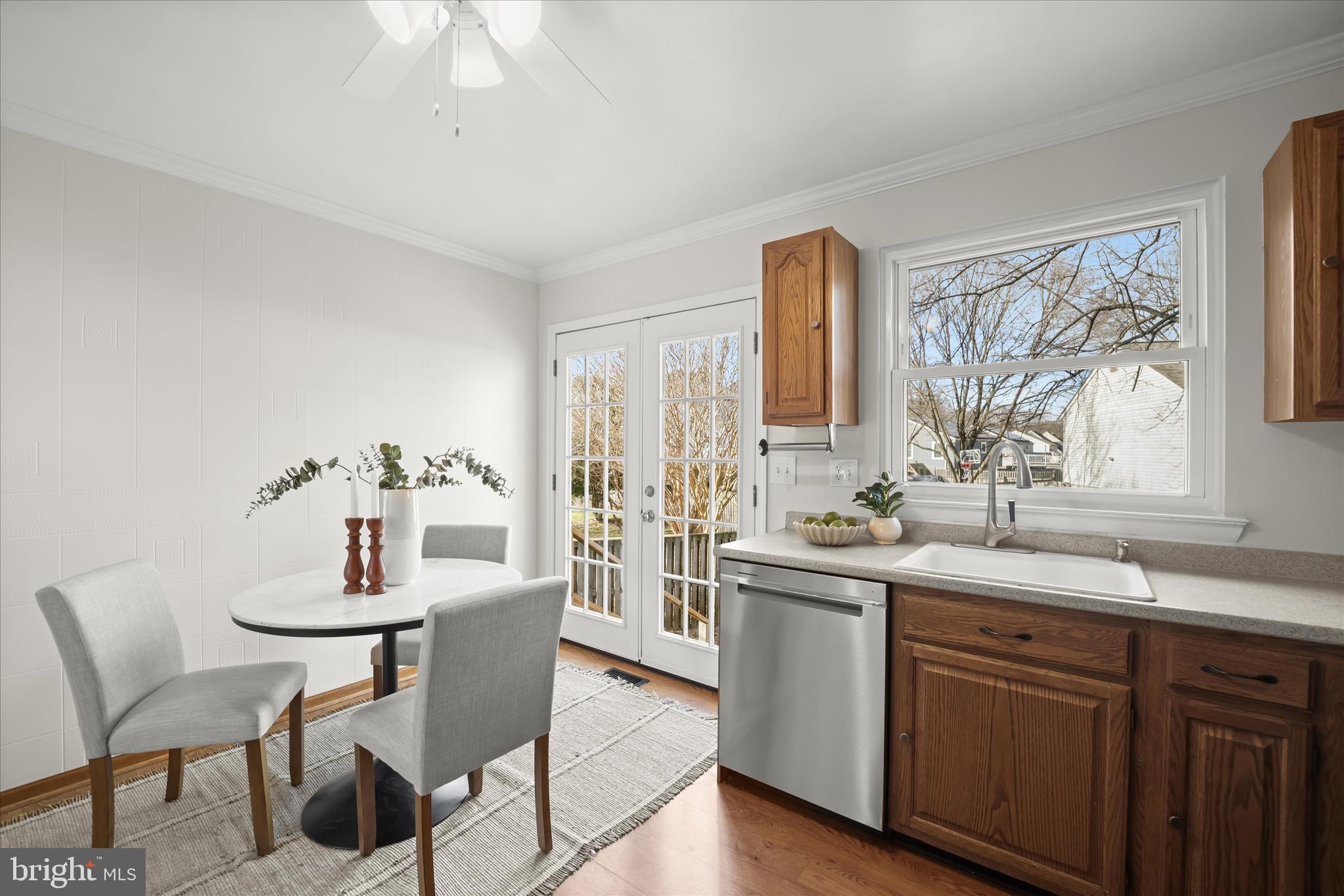 SANDY OAKS - Residential