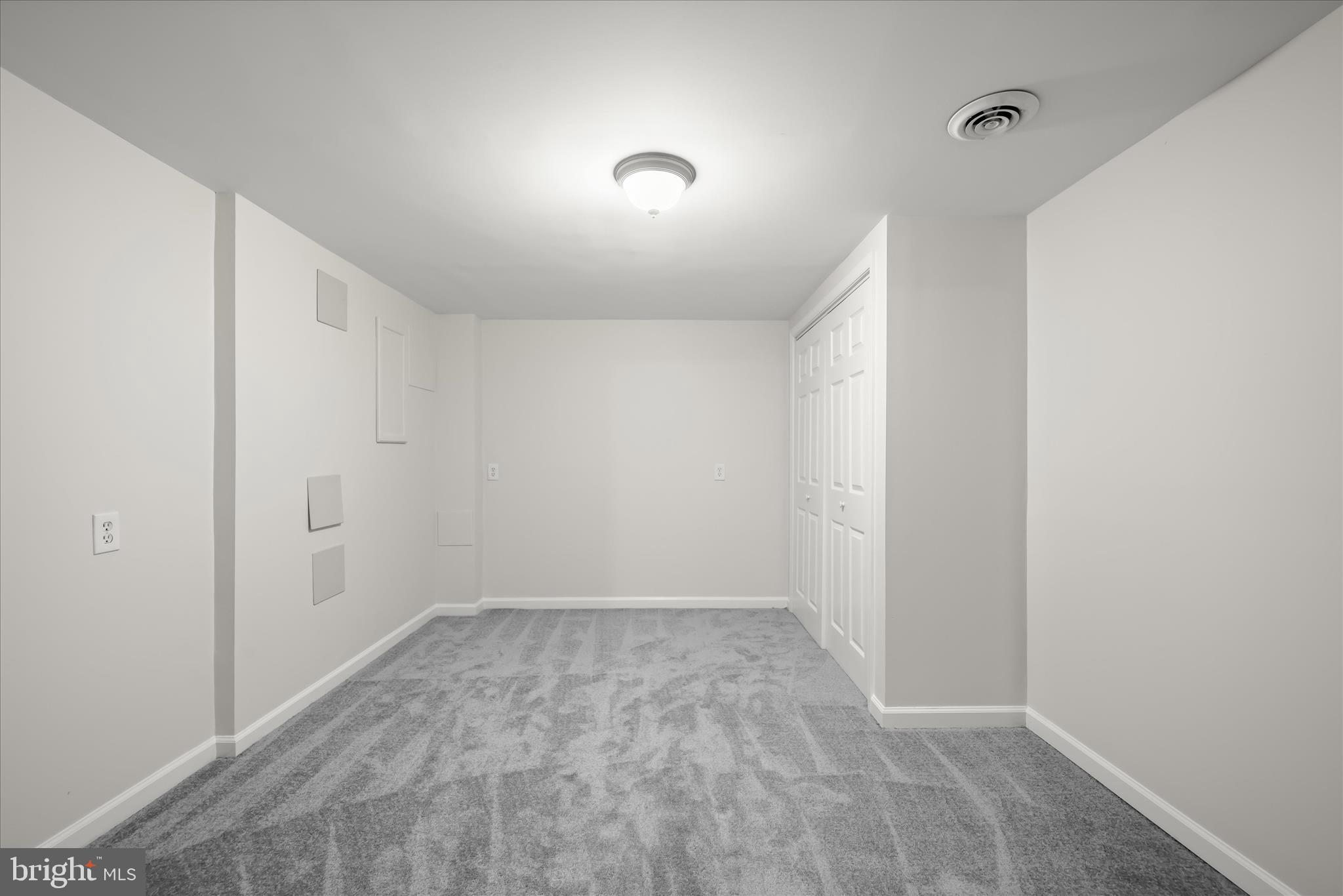 SANDY OAKS - Residential