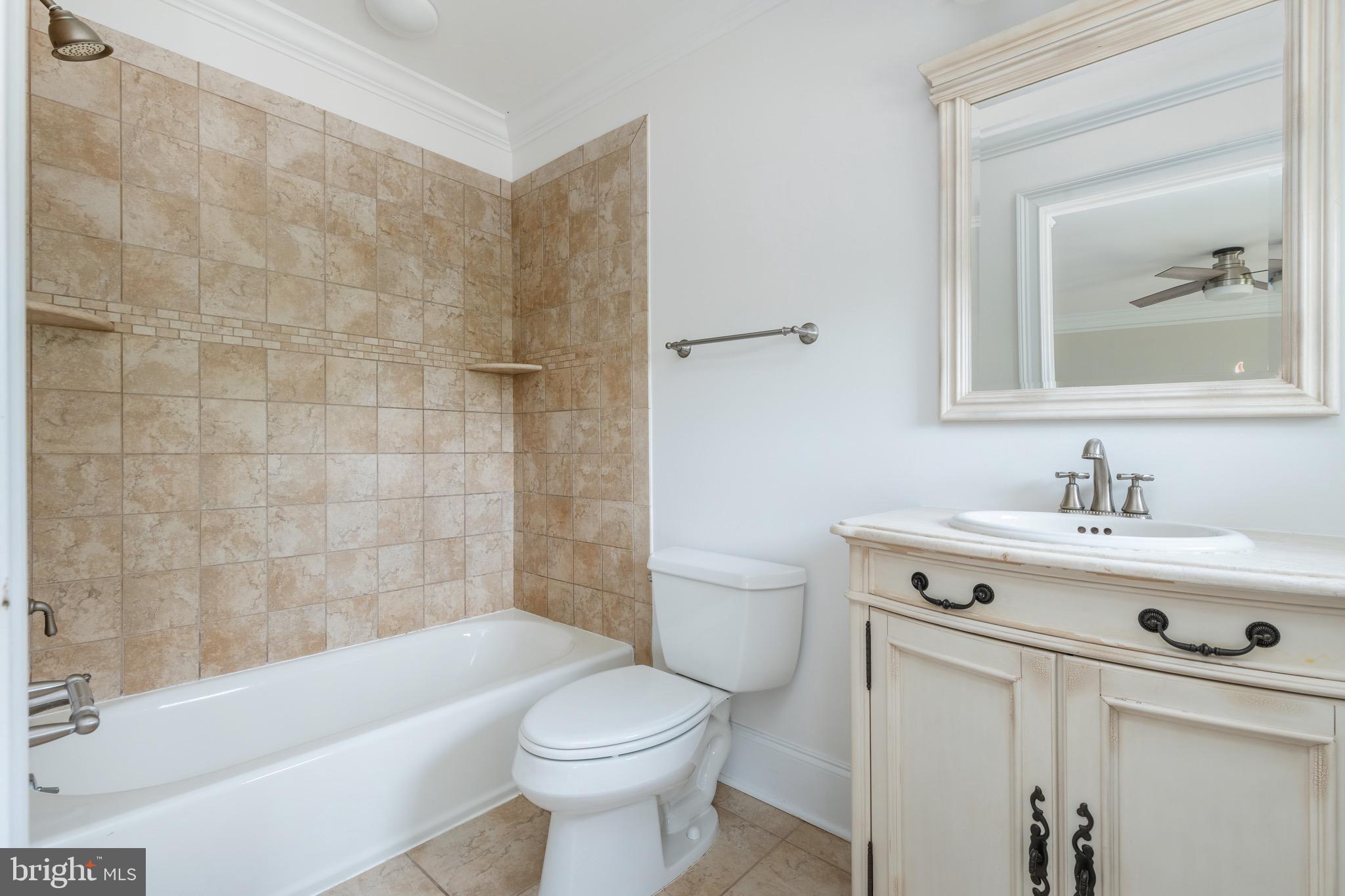 BRYN MAWR - Residential