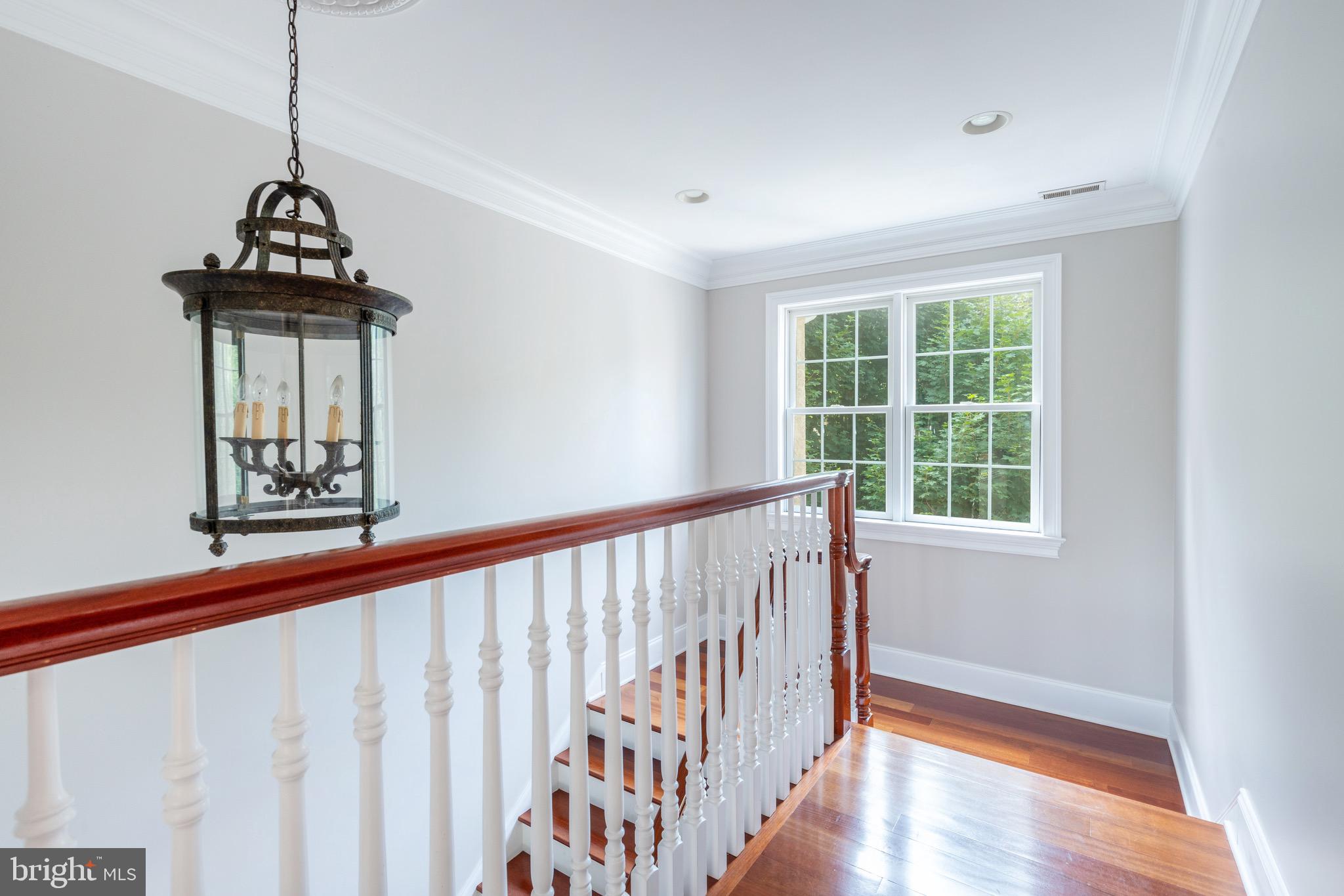 BRYN MAWR - Residential