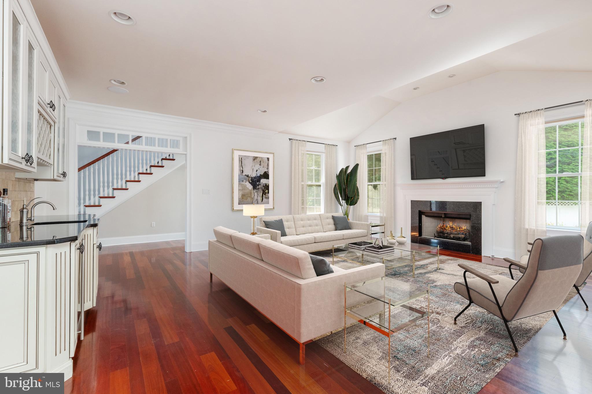 BRYN MAWR - Residential