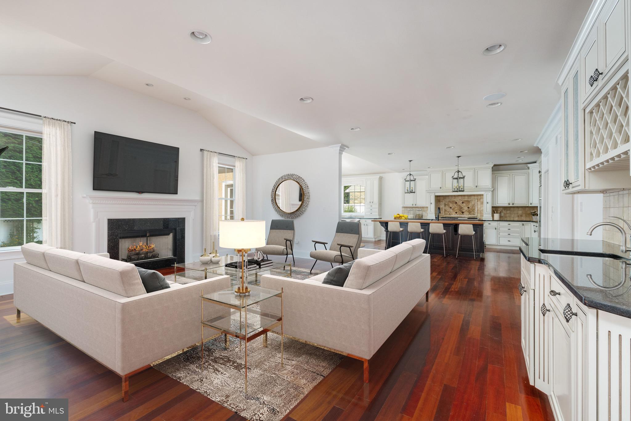 BRYN MAWR - Residential