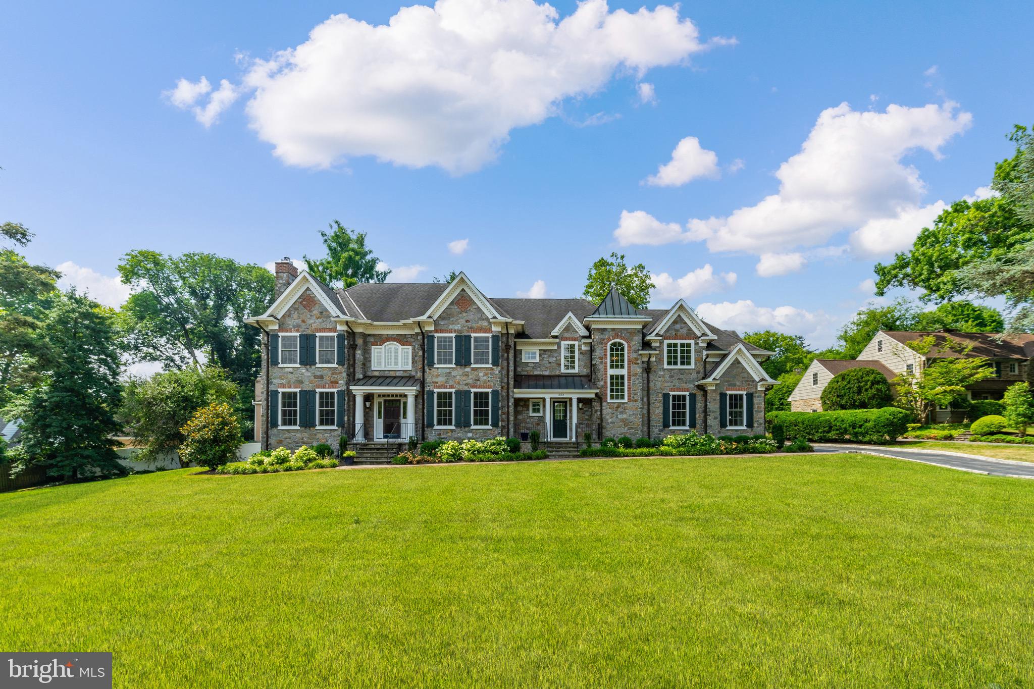 BRYN MAWR - Residential