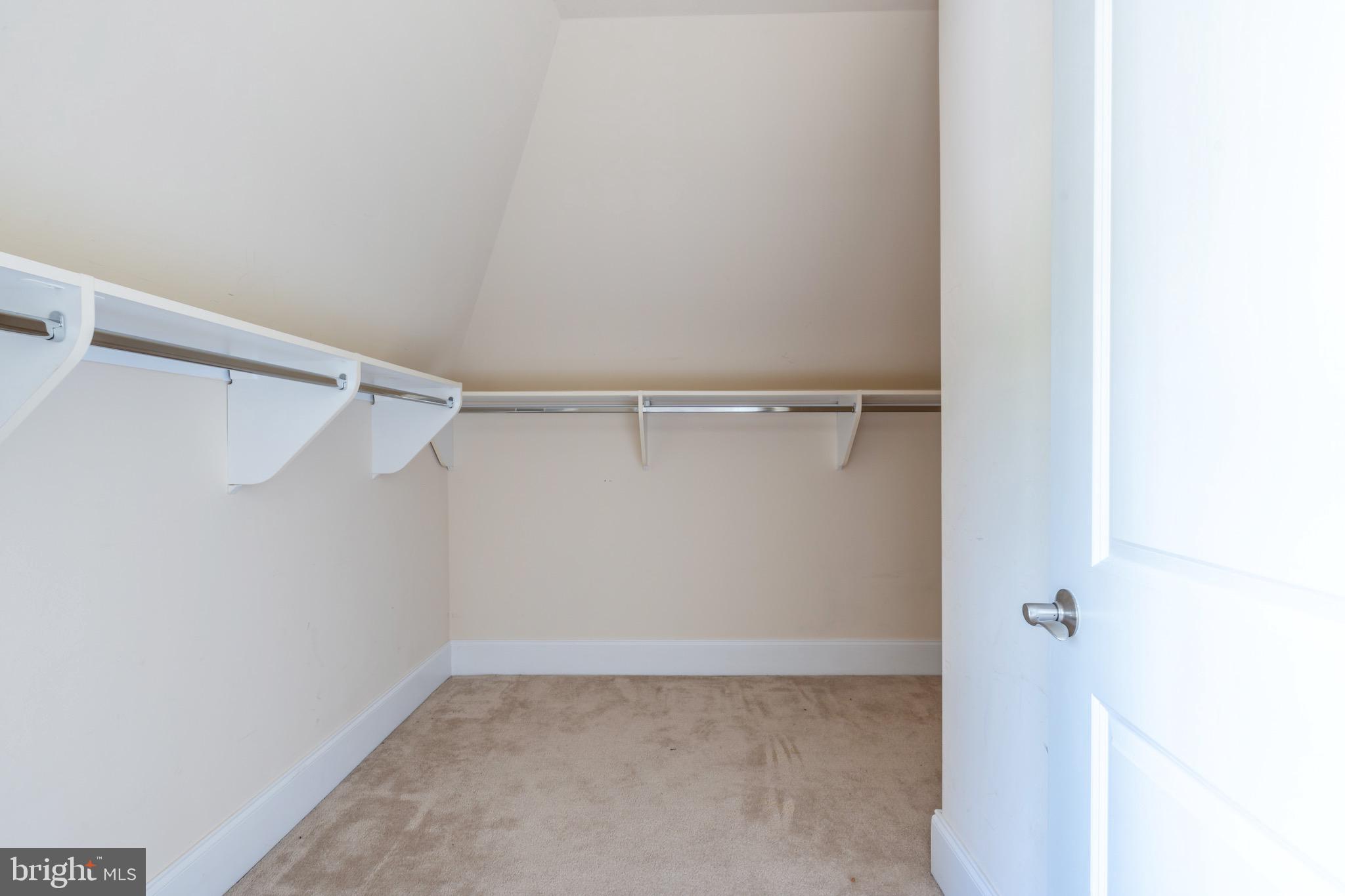 BRYN MAWR - Residential