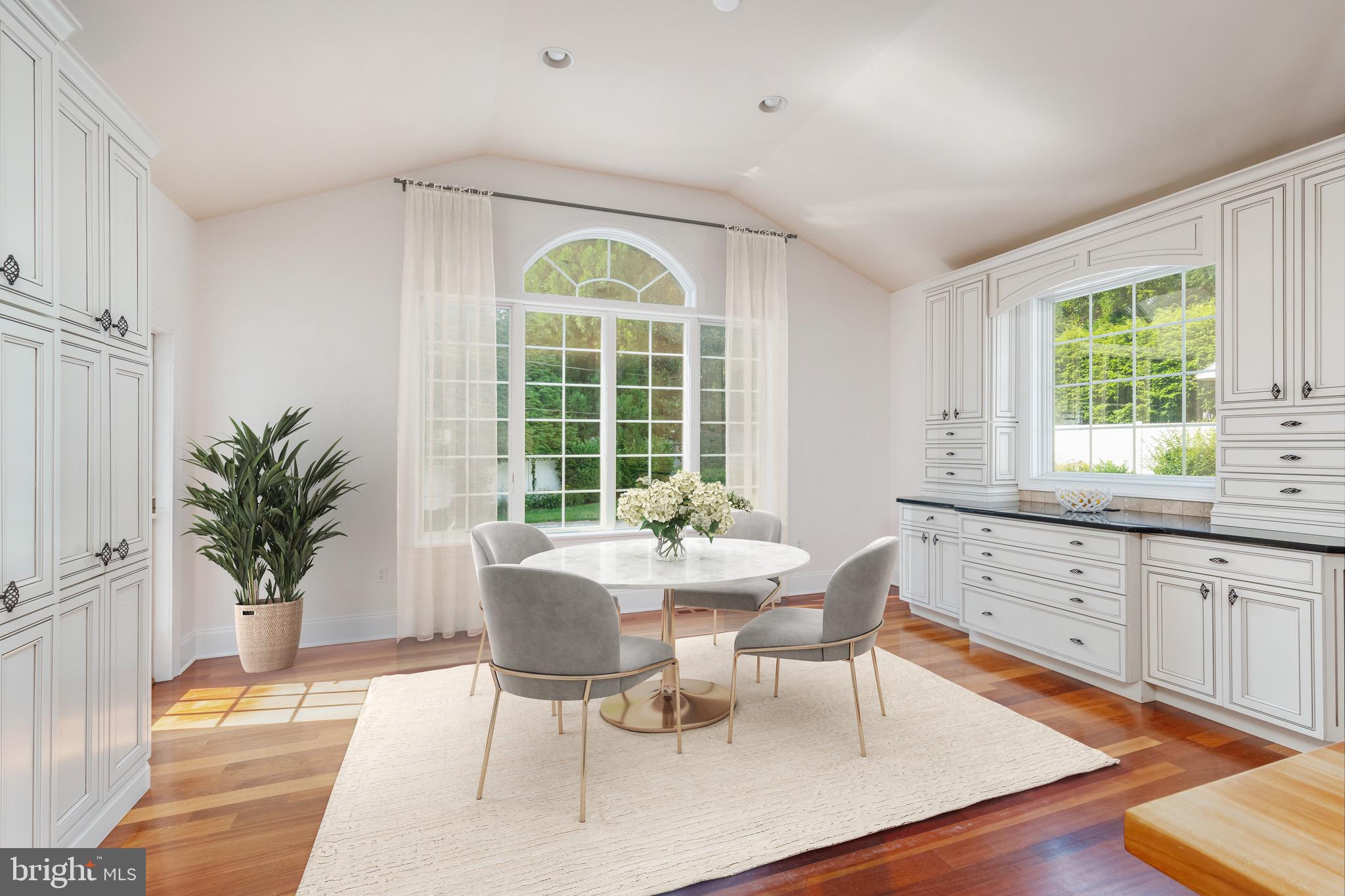 BRYN MAWR - Residential