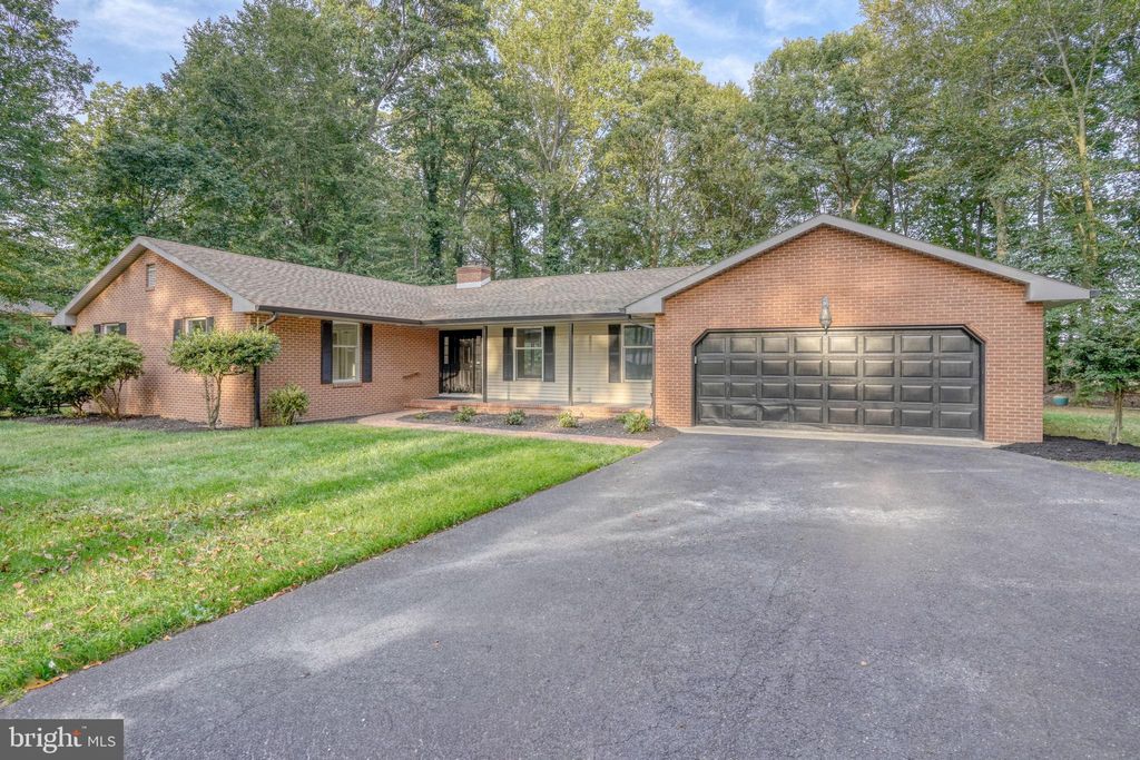 Photo of 5 Crossley Drive, DOVER, DE 19901 (MLS # DEKT2041278)