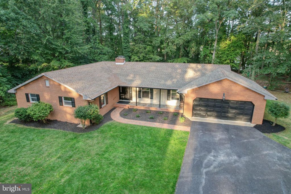Photo of 5 Crossley Drive, DOVER, DE 19901 (MLS # DEKT2041278)