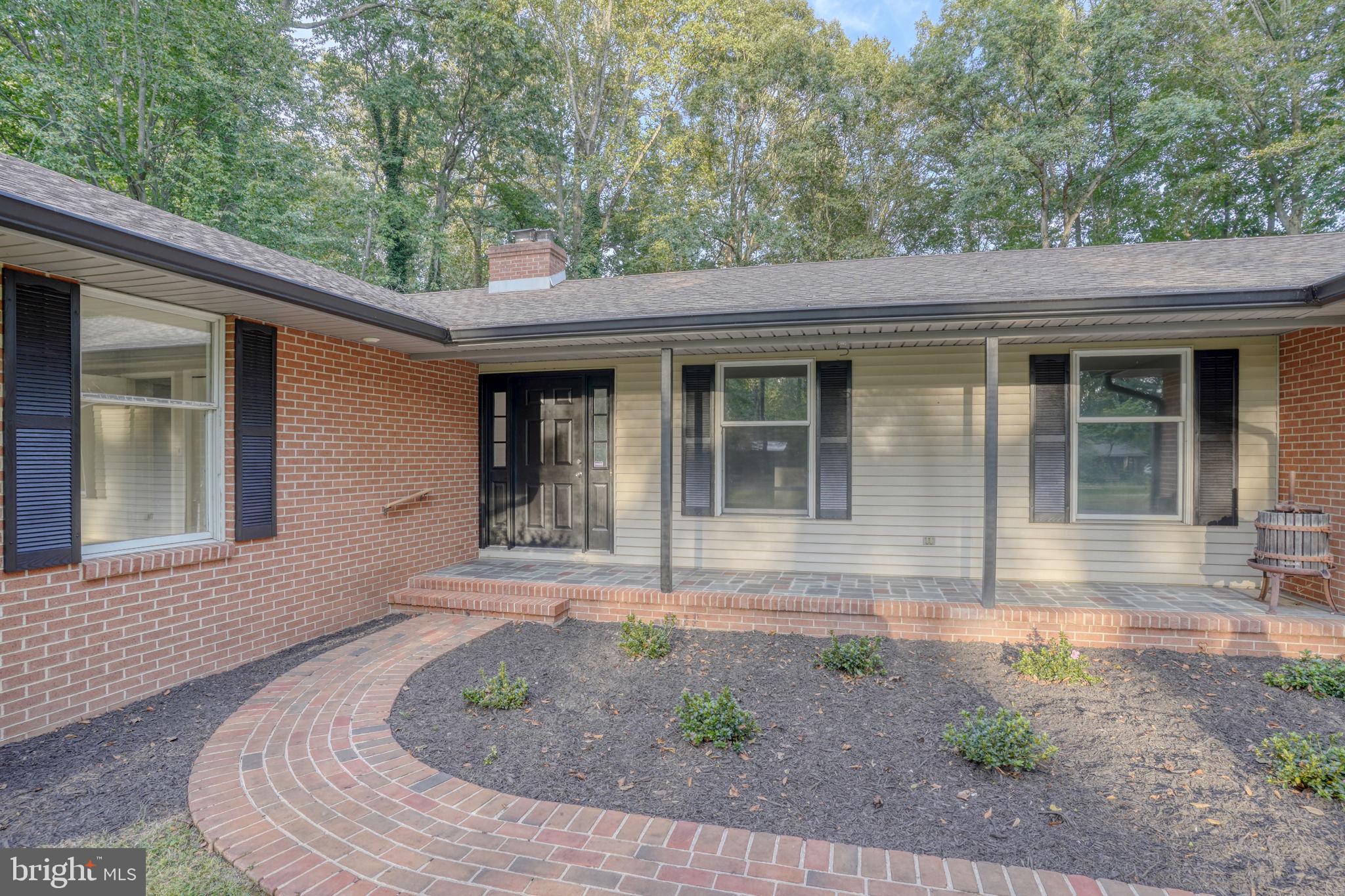 5 CROSSLEY DRIVE