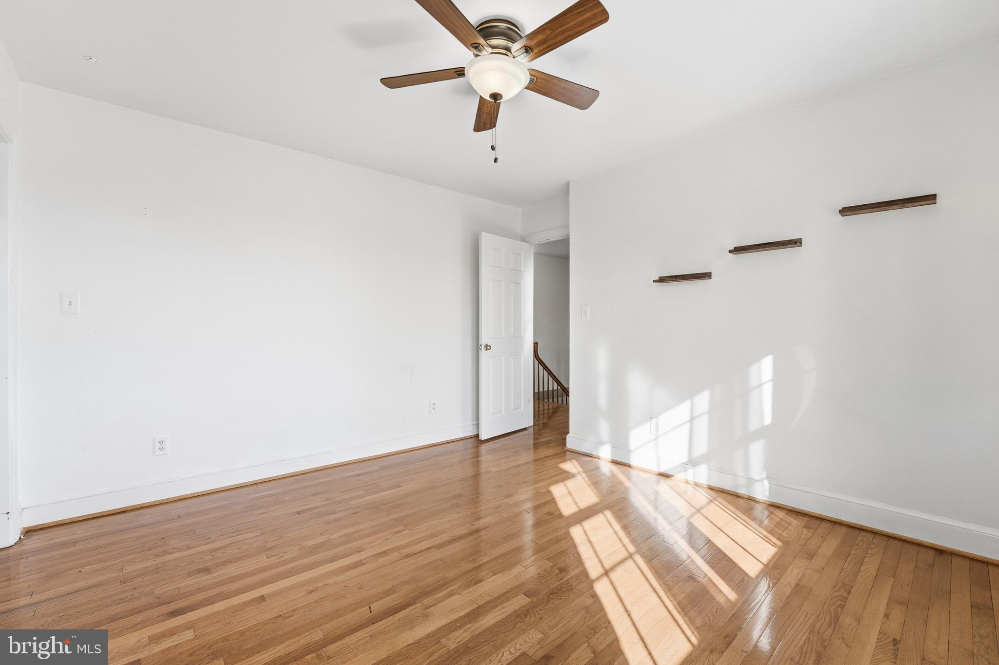 WATERS EDGE - Residential