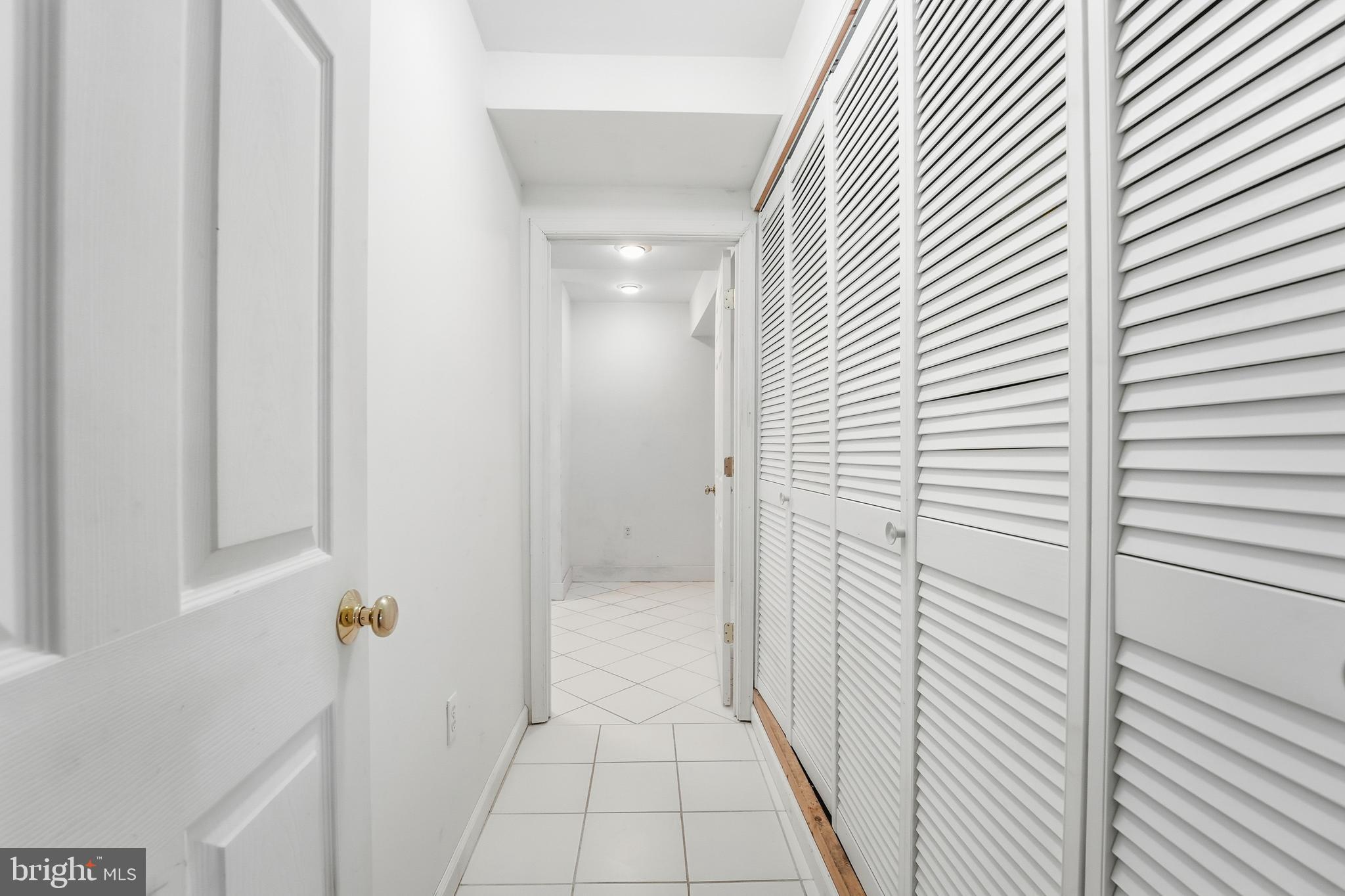 WATERS EDGE - Residential