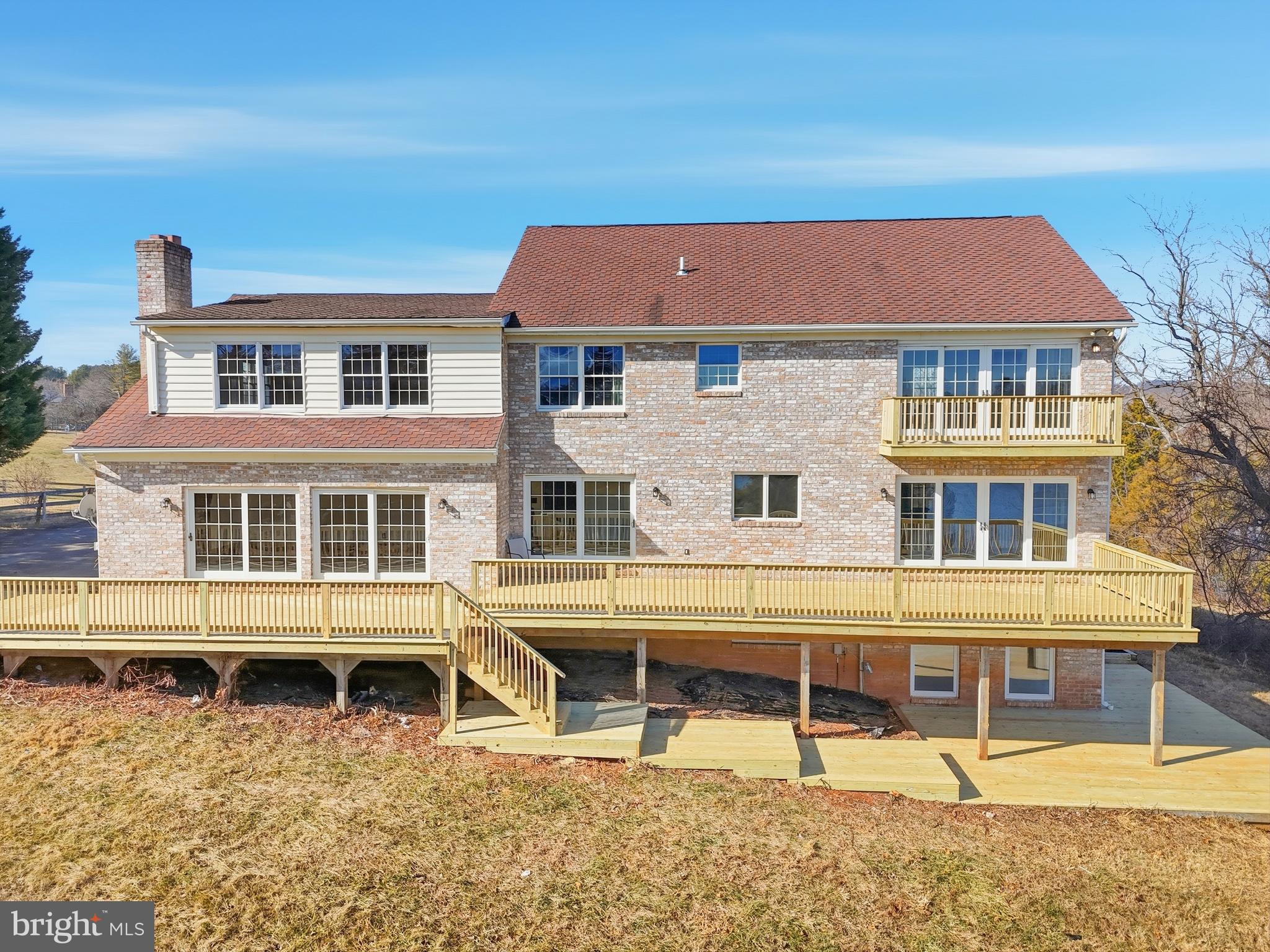 WATERS EDGE - Residential