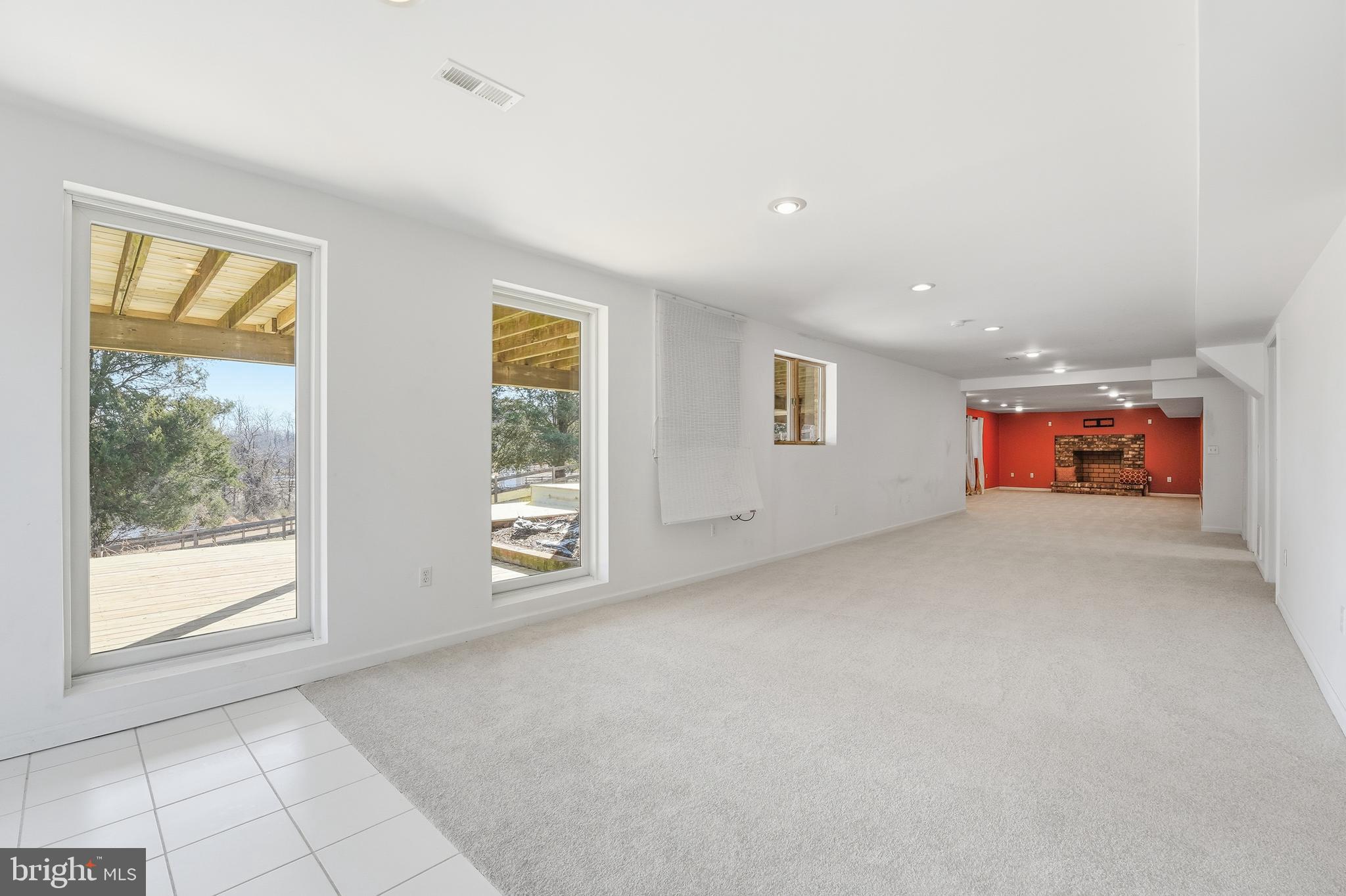 WATERS EDGE - Residential