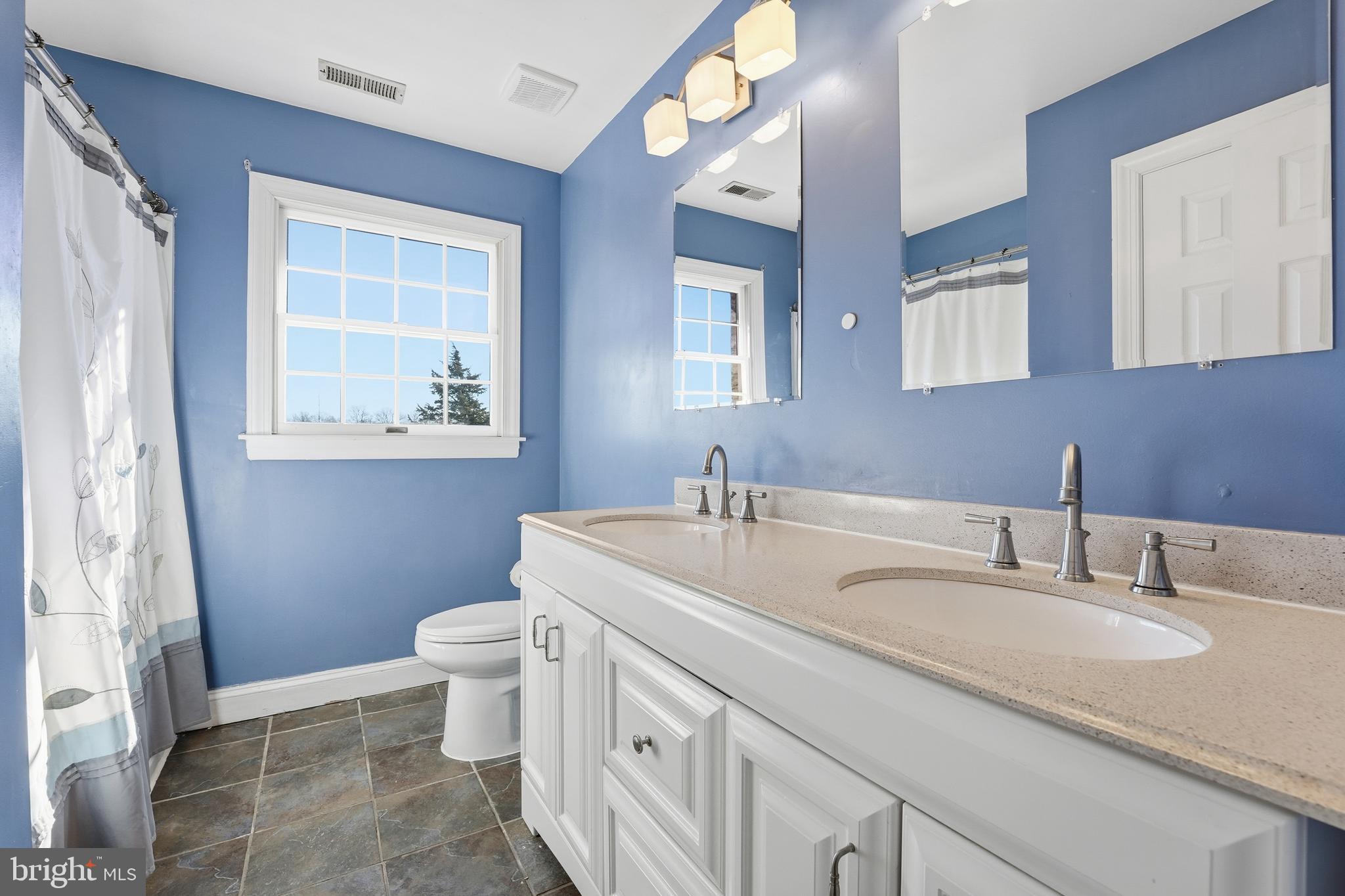 WATERS EDGE - Residential