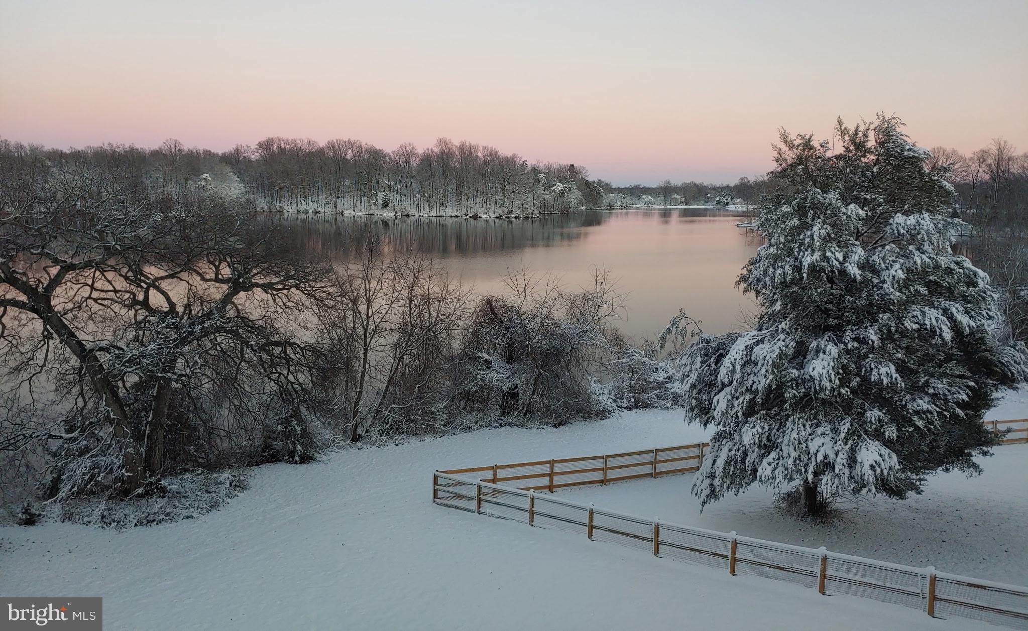 WATERS EDGE - Residential