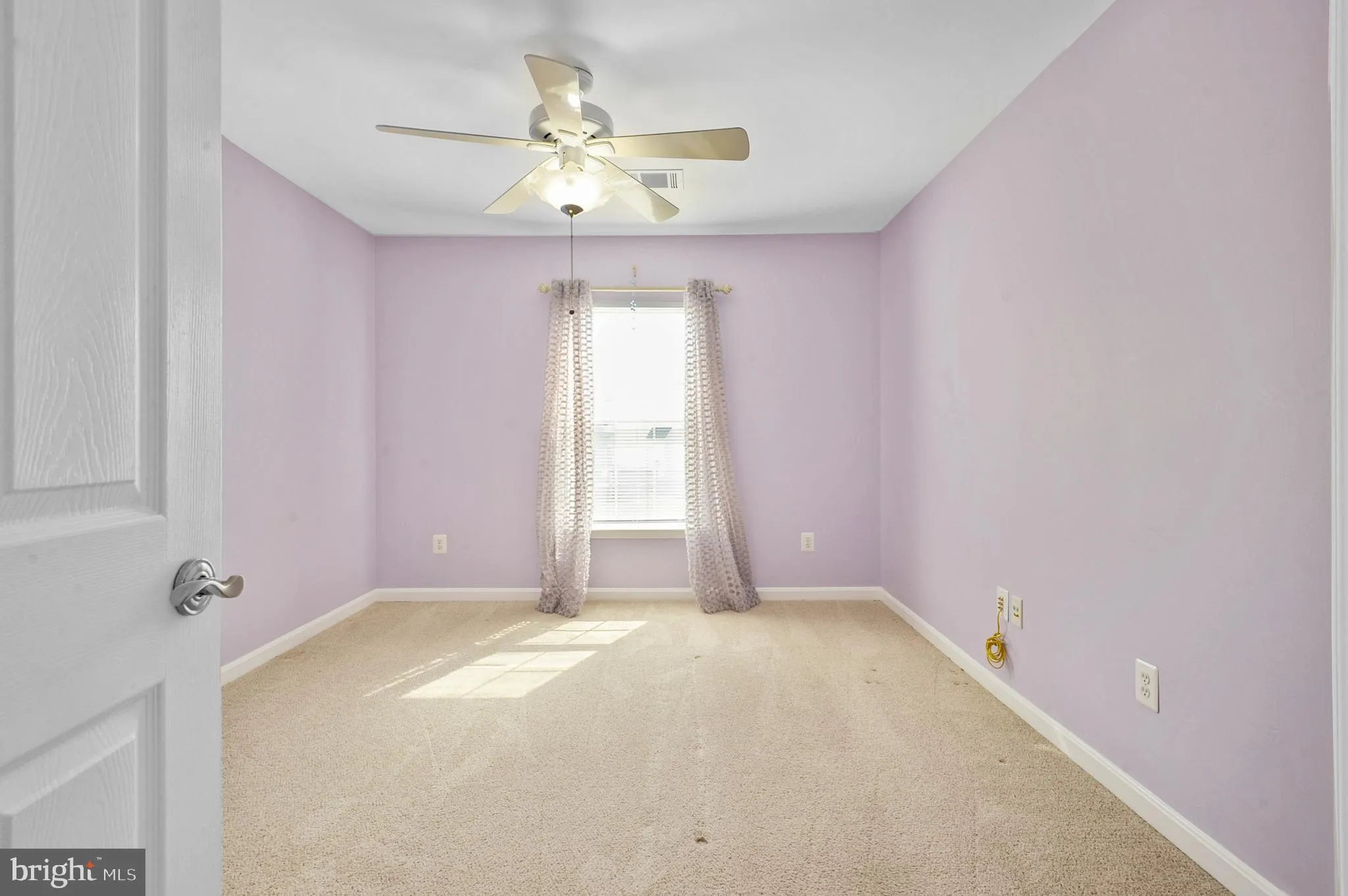 Bristow, Virginia 20136, United States, 4 Bedrooms Bedrooms, ,4 BathroomsBathrooms,Residential,Active,88396