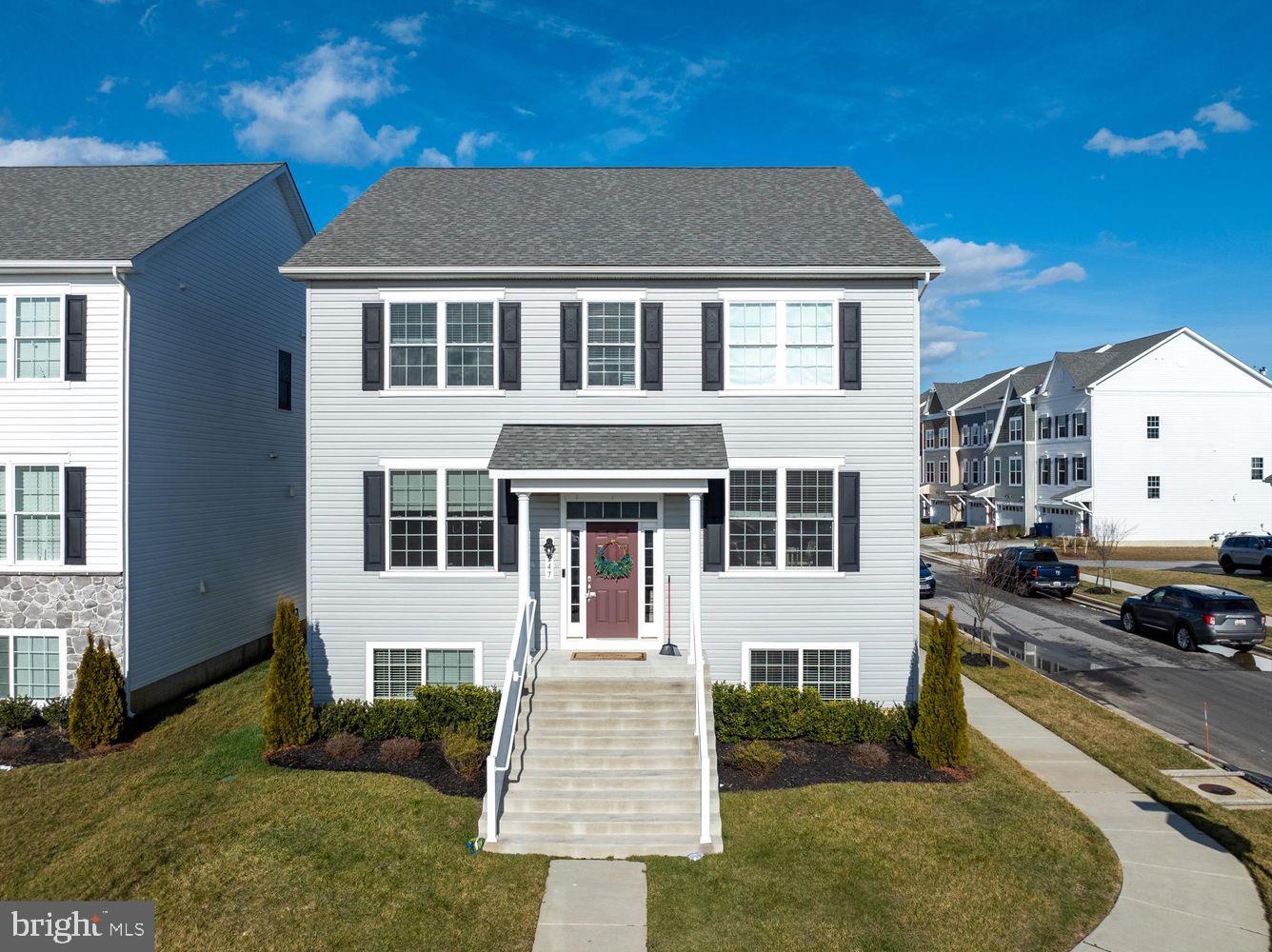 247 BREEDING BOULEVARD