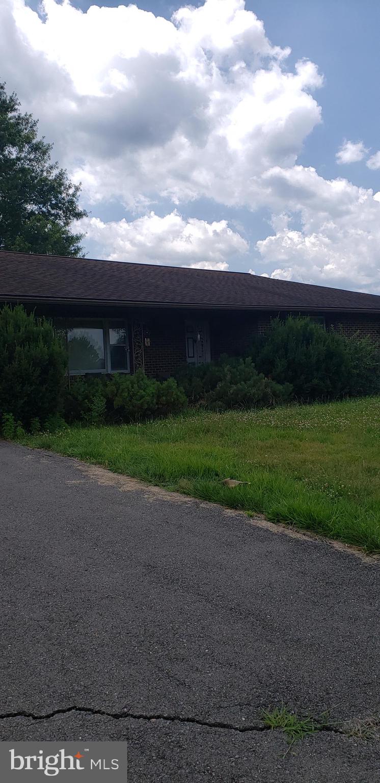 KAYHILL ESTATES - Residential