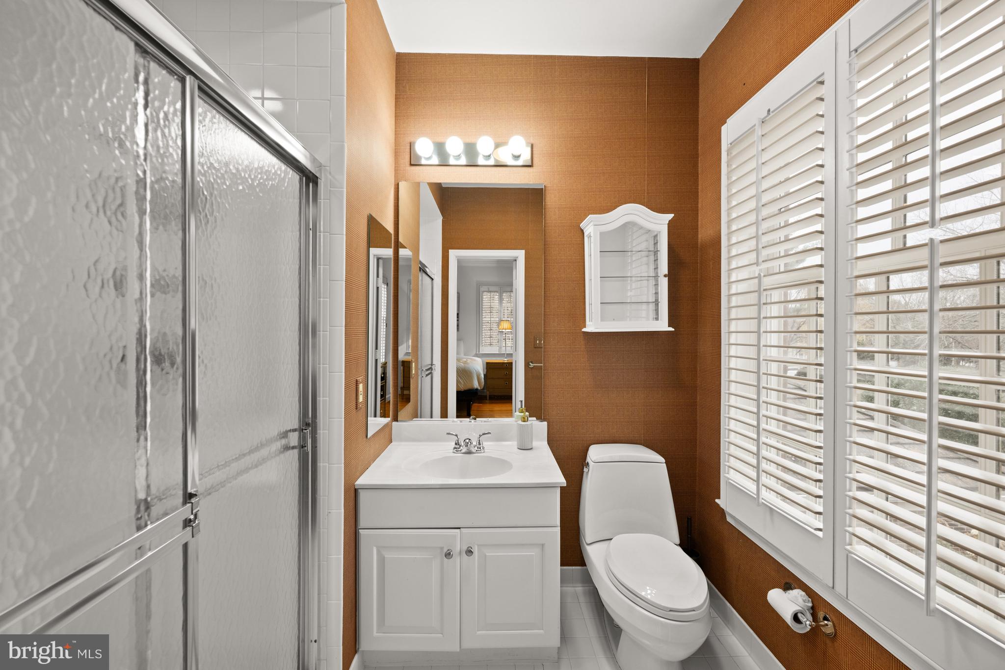 RIVER FALLS - Residential