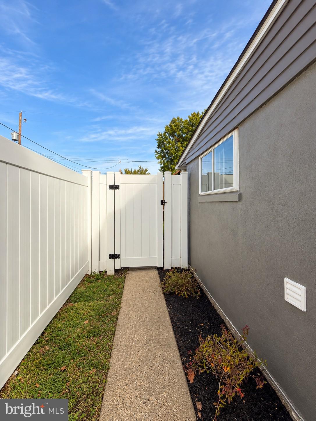 46 NEWBERRY LANE