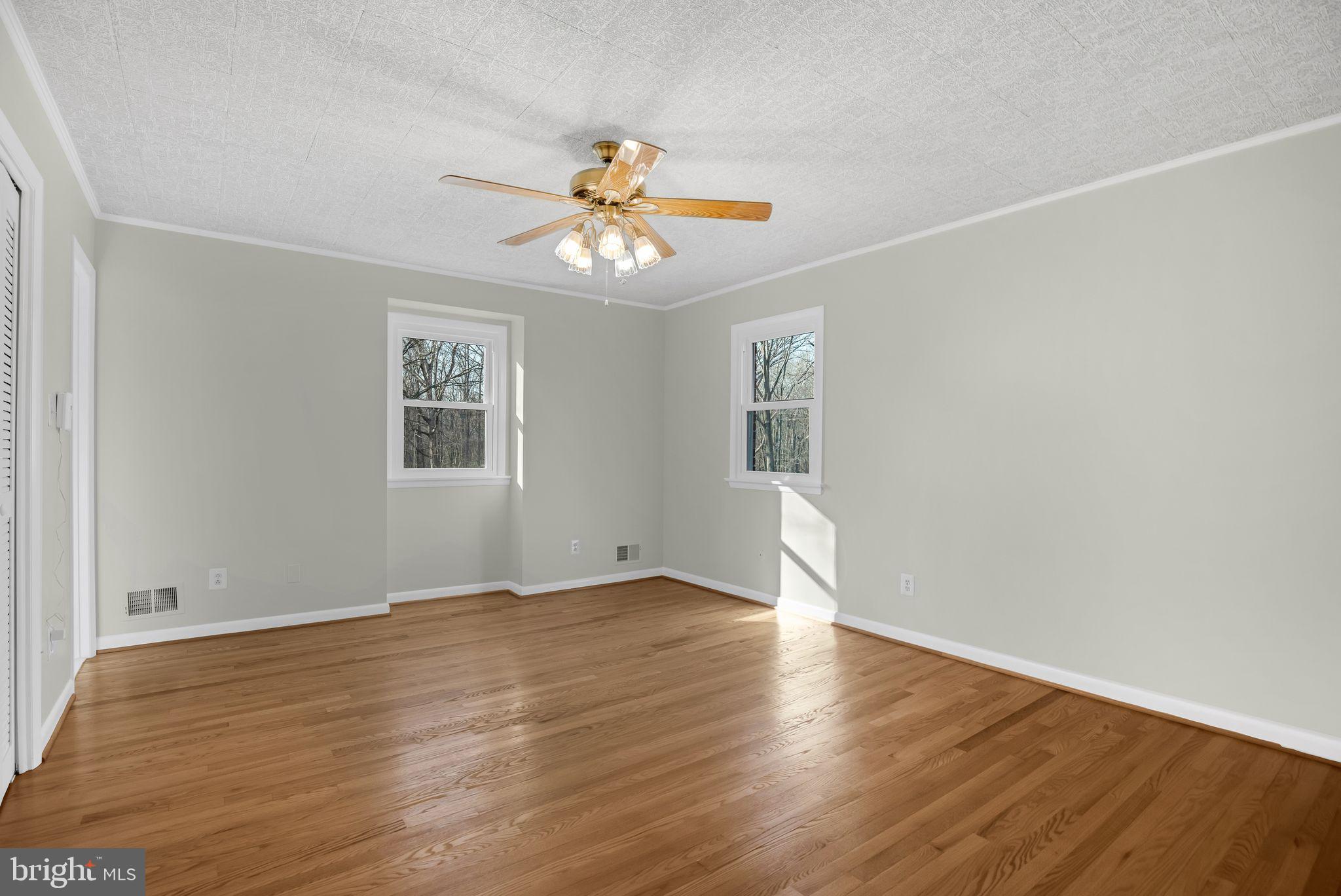 WOODRIDGE ACRES - Residential