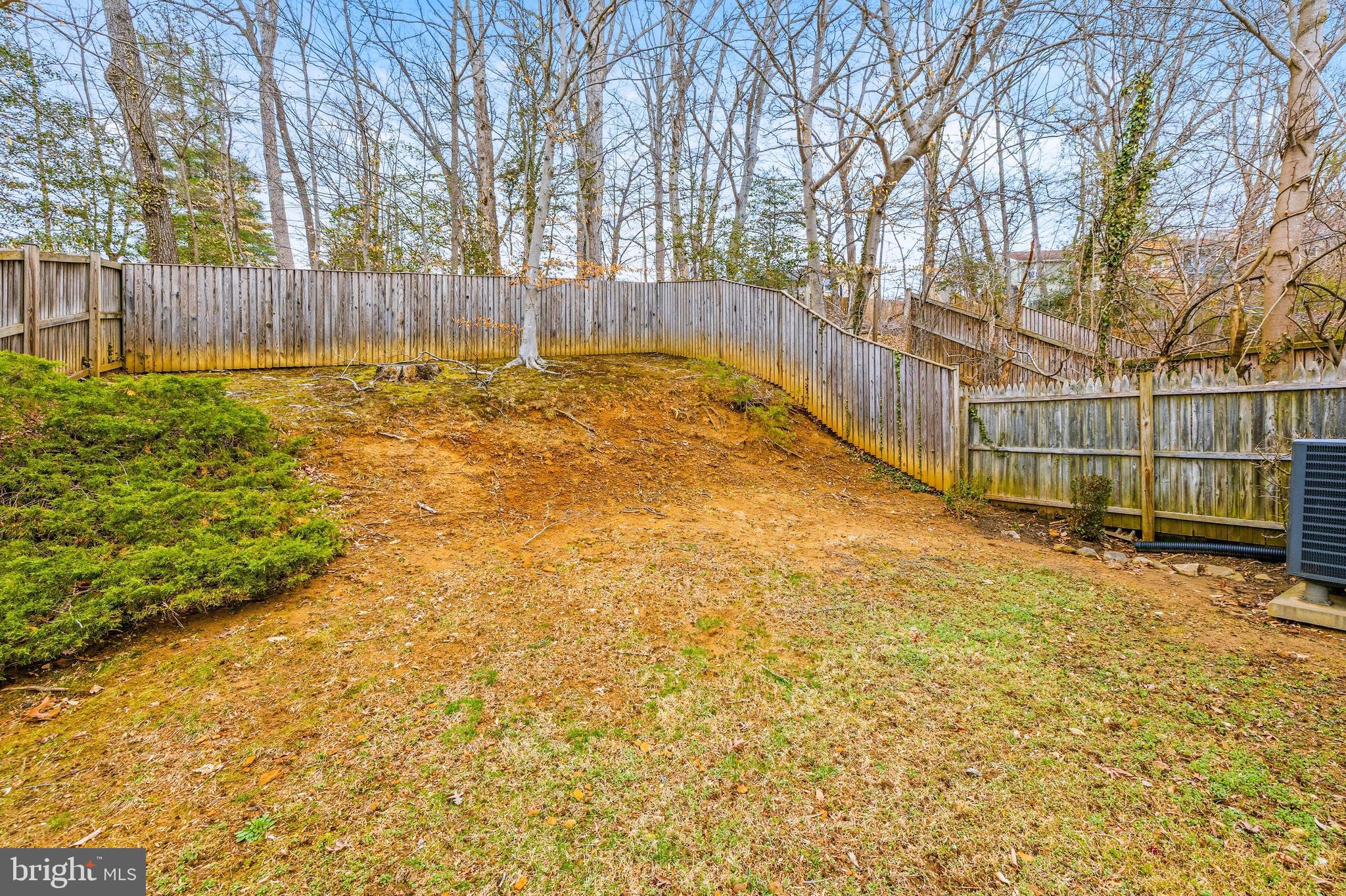 WHISPERING WOODS - Residential