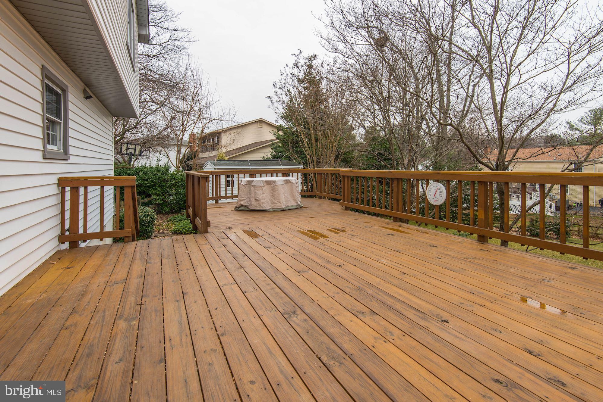 BURKE CENTRE - Residential