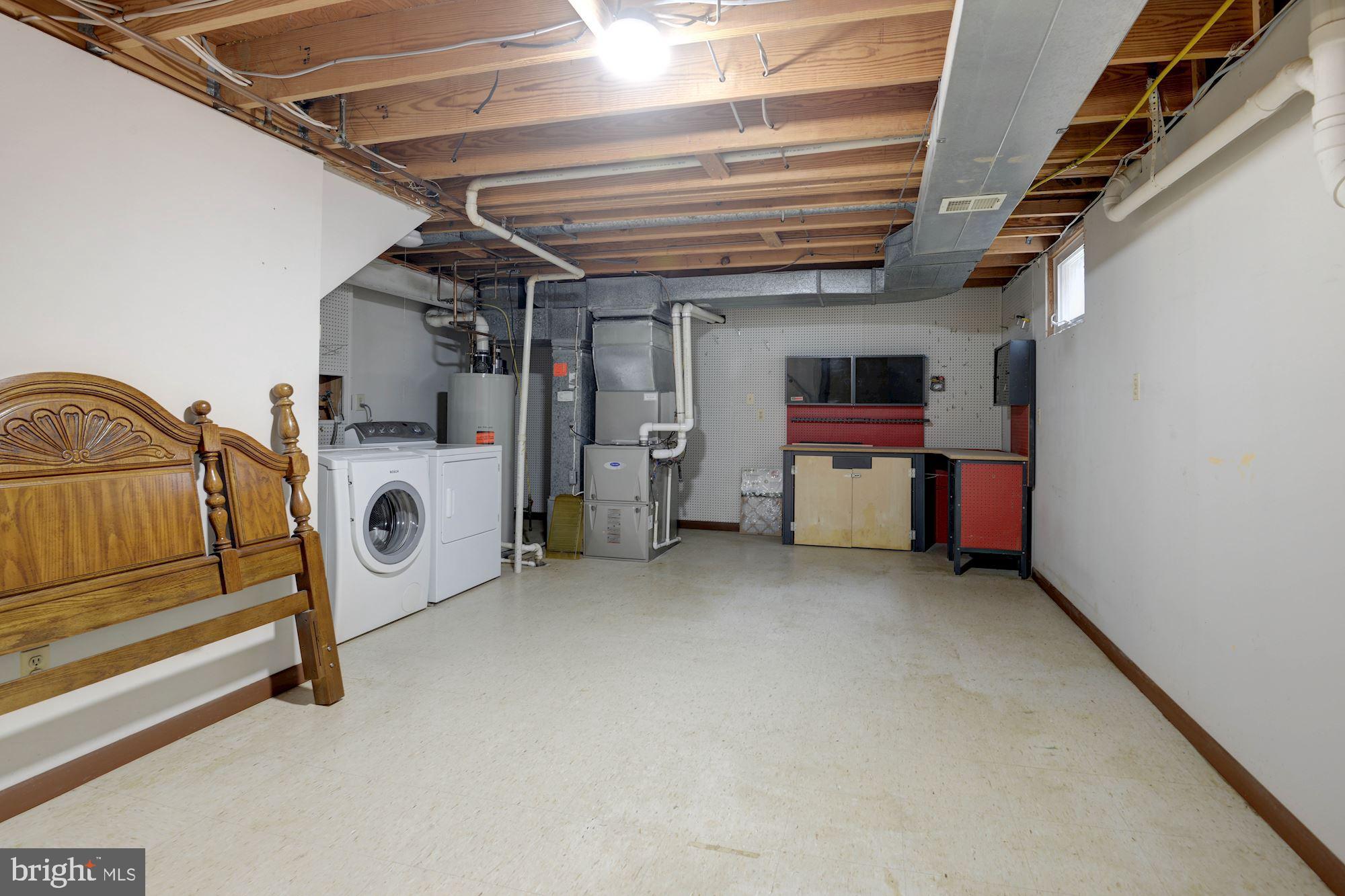 BURKE CENTRE - Residential