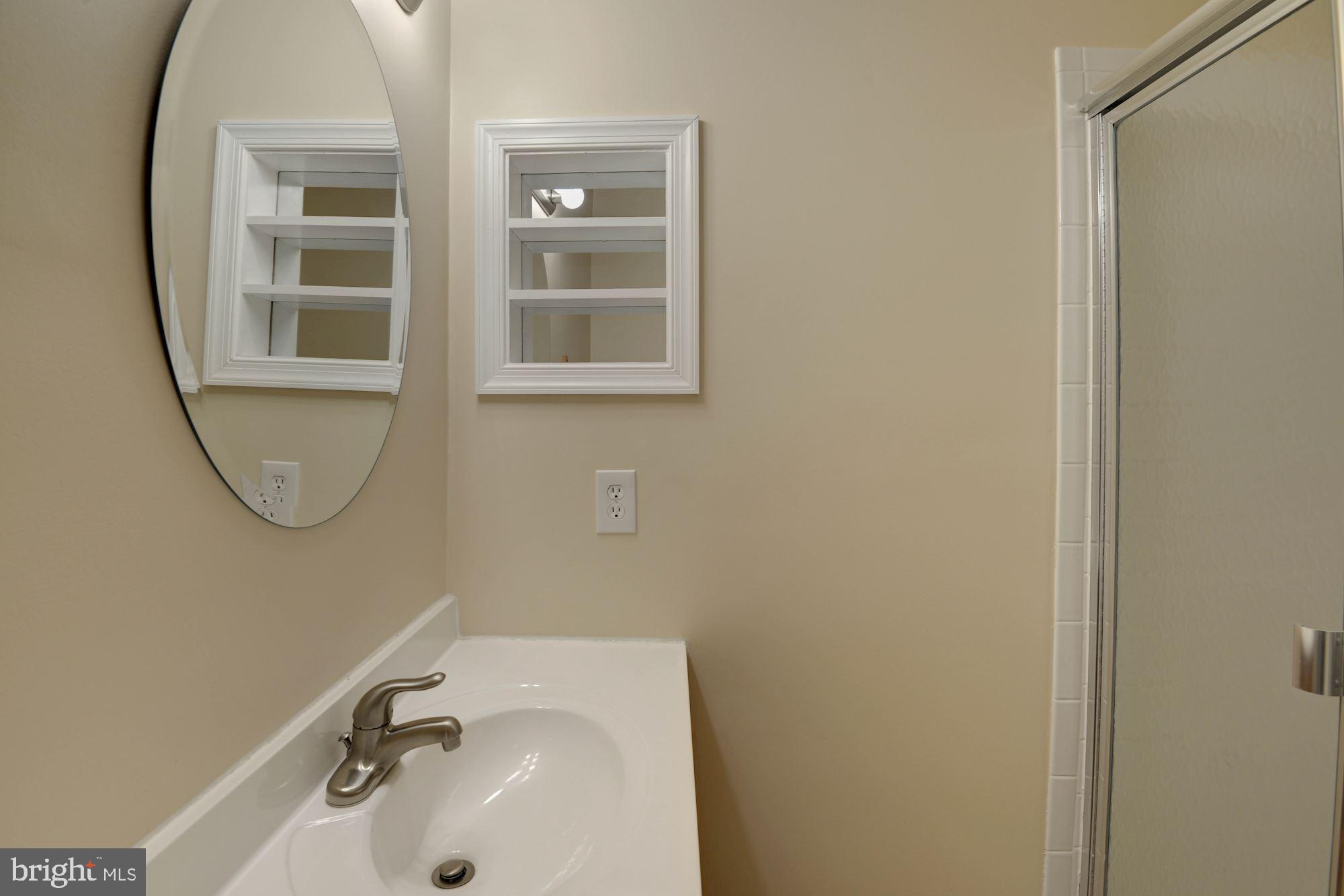 BURKE CENTRE - Residential