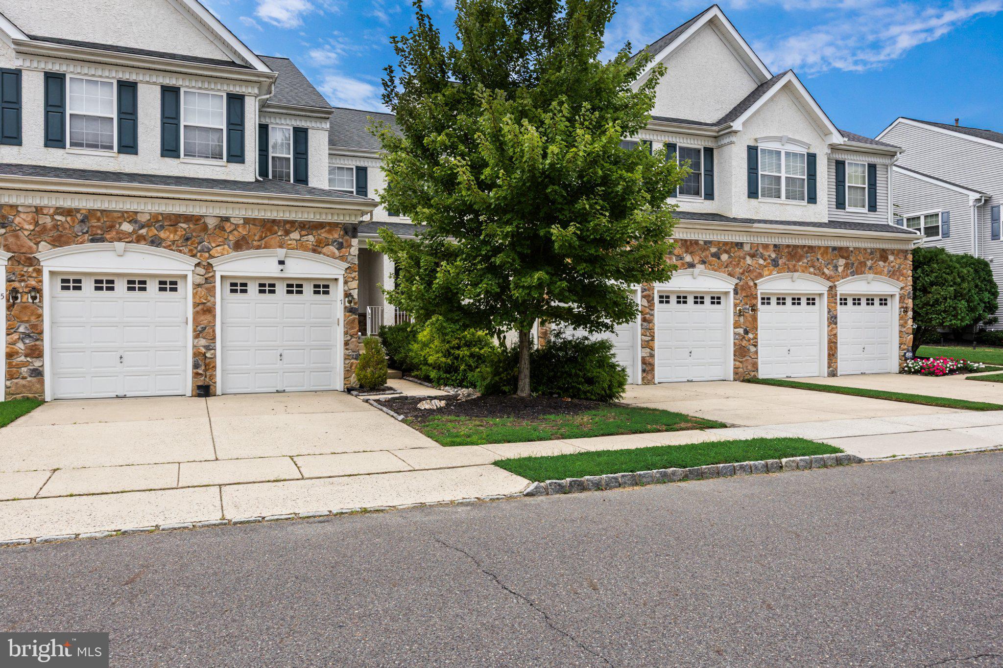 9 ROSS WAY