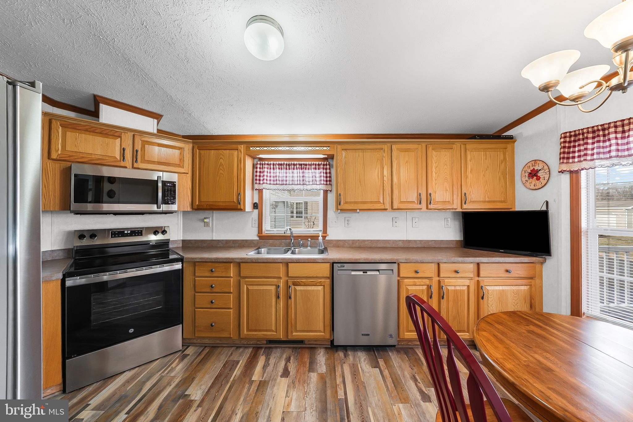 SPRING RUN ESTATES - Residential