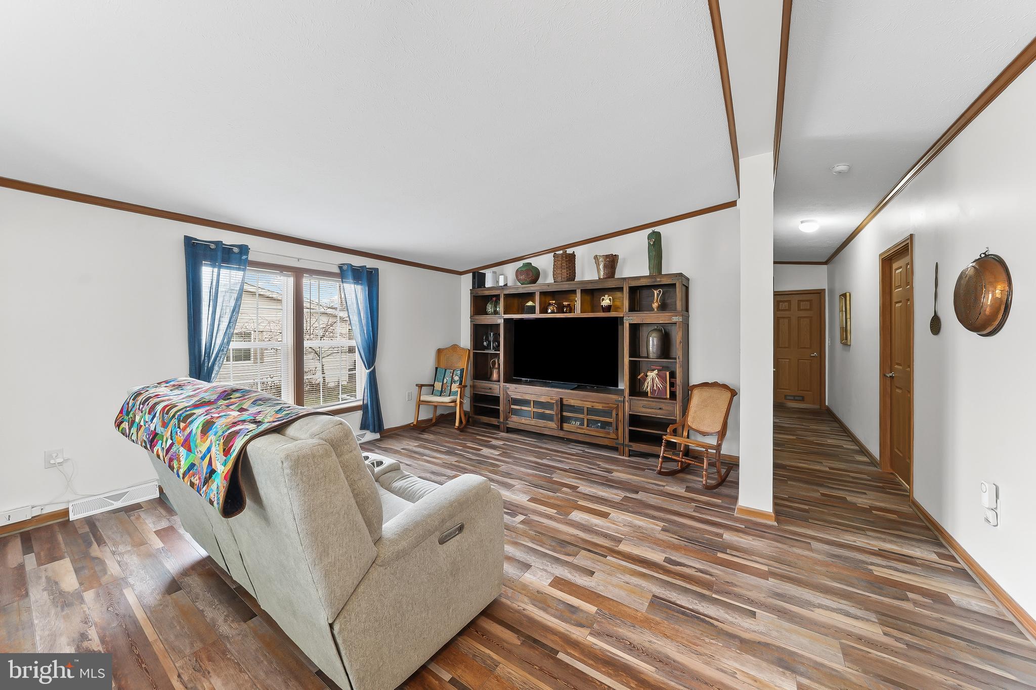 SPRING RUN ESTATES - Residential