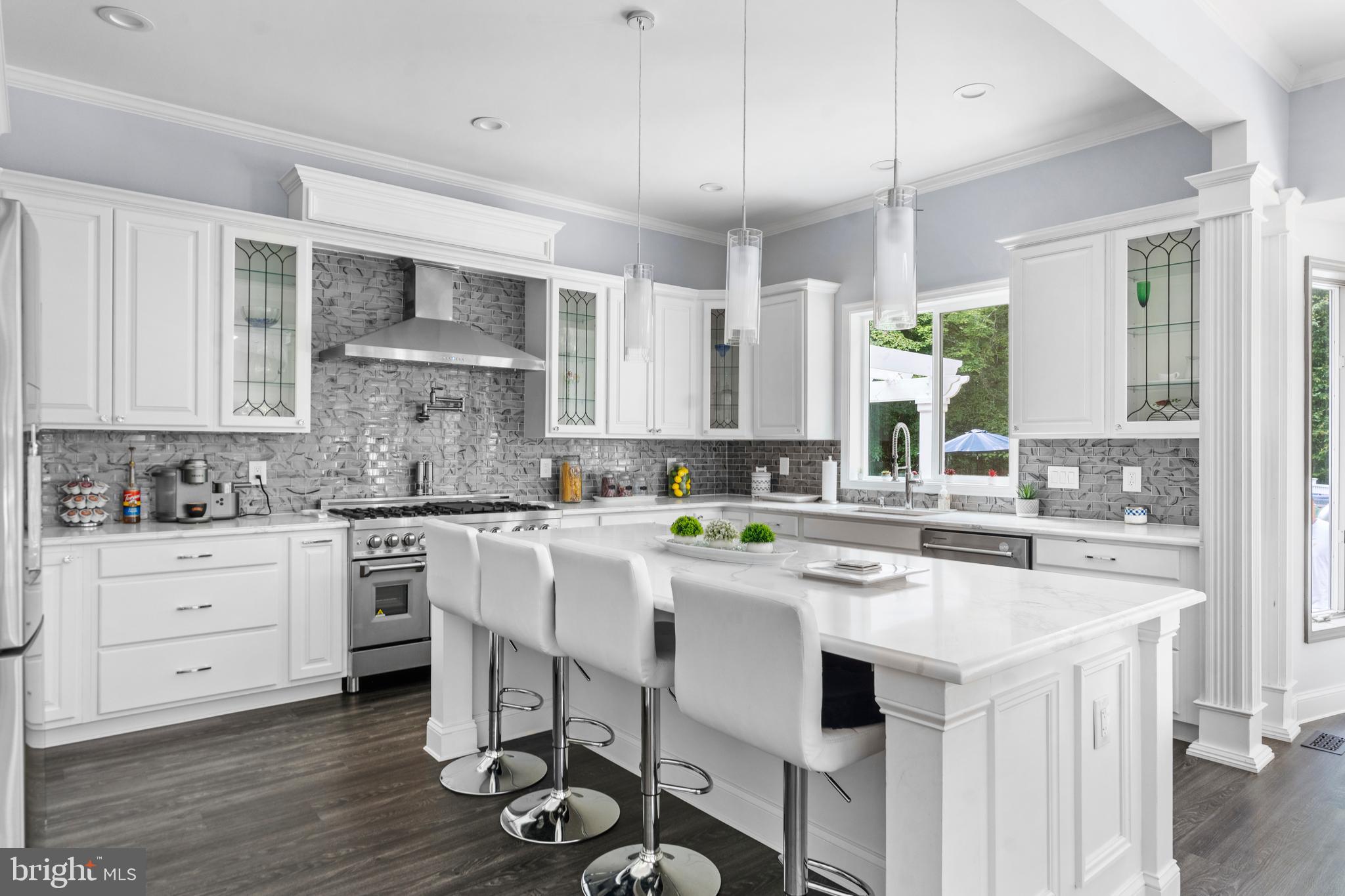 8604 BEAVER POND LANE