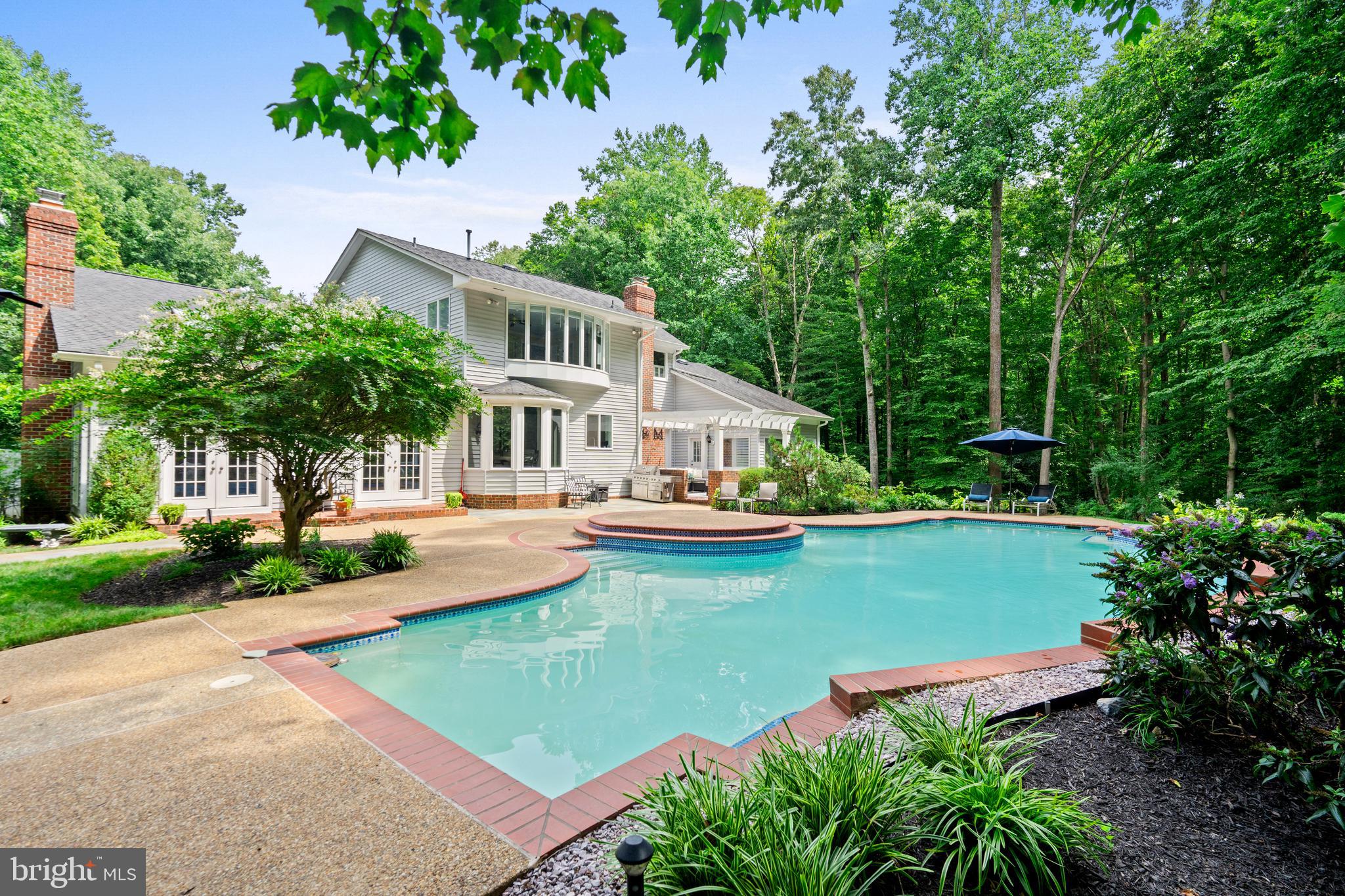 8604 BEAVER POND LANE