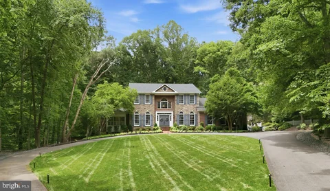 8604 Beaver Pond Lane, Fairfax Station, VA 22039 - #: VAFX2311162