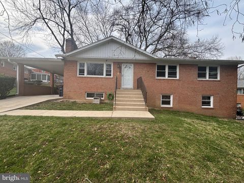 7012 GROVETON DRIVE CLINTON MD 20735