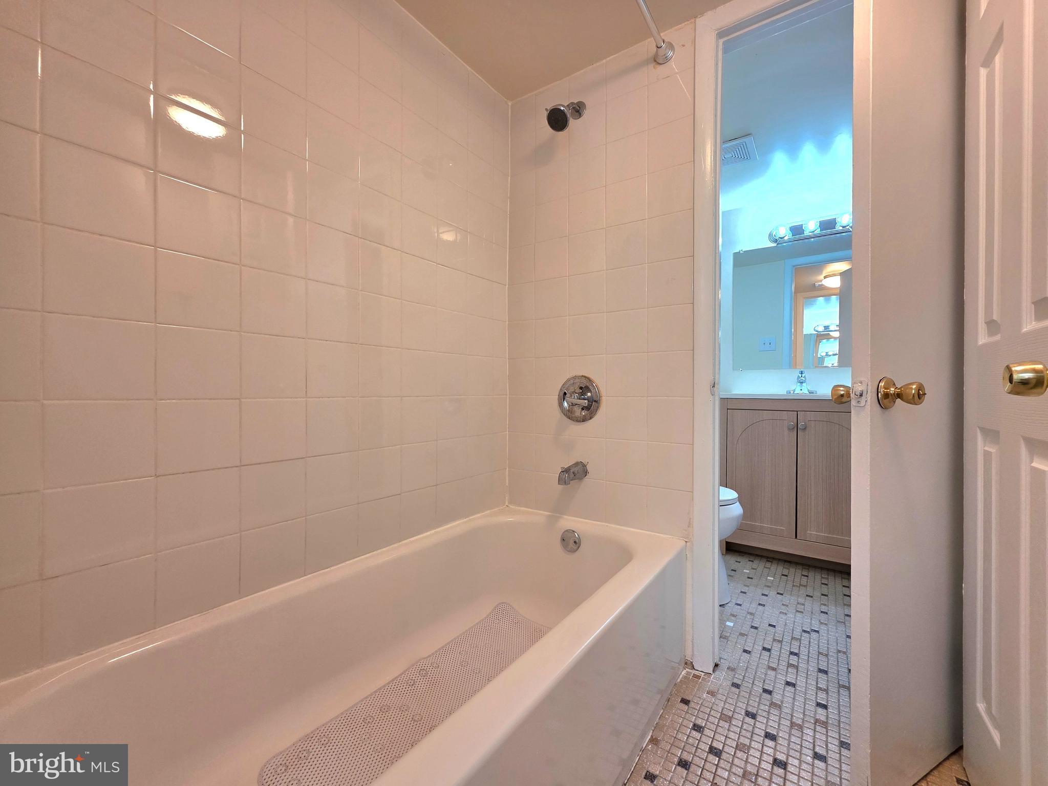 SEQUOYAH - Residential Lease